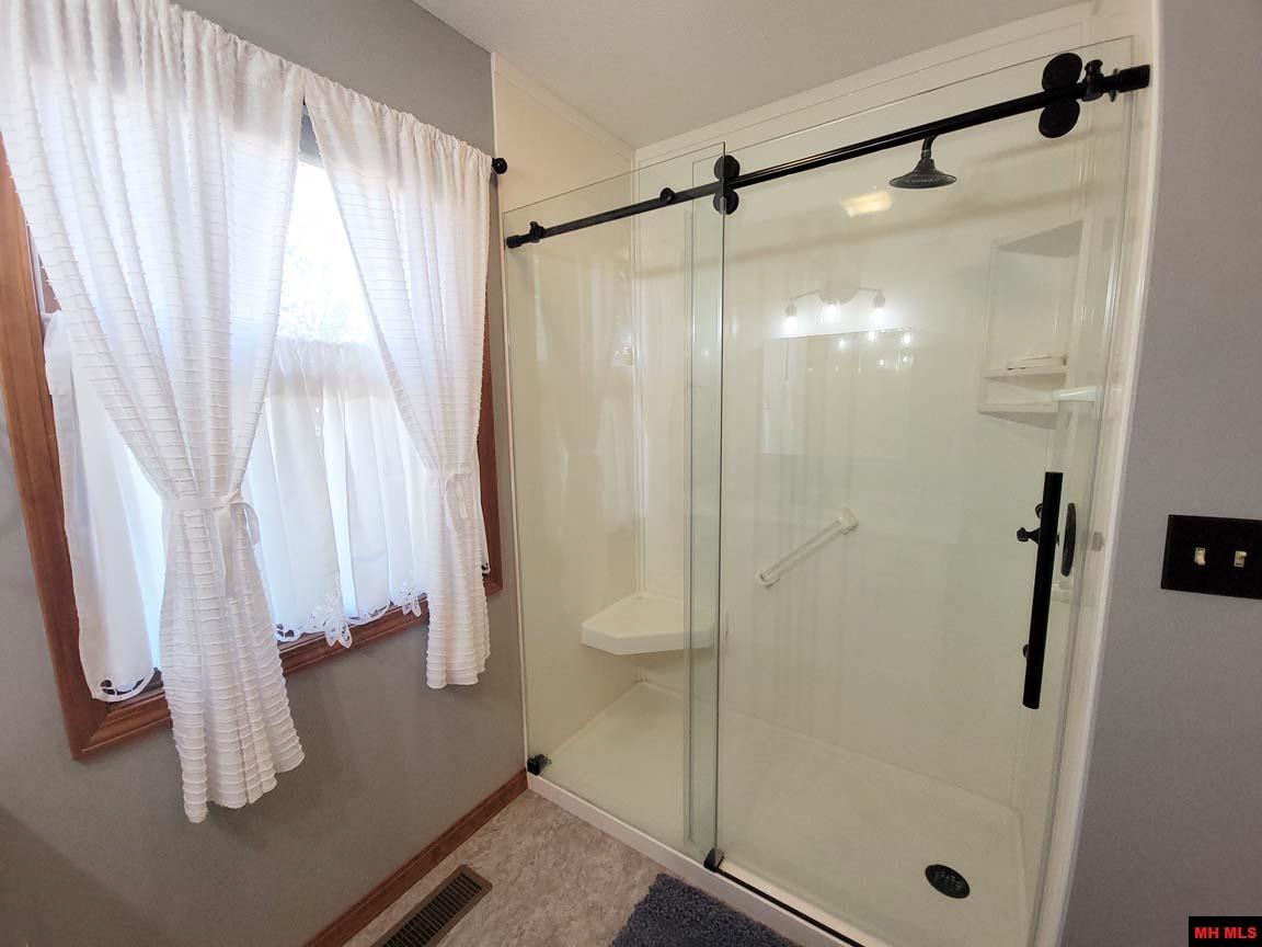 61 FRIZZEL DRIVE Lakeview, AR
