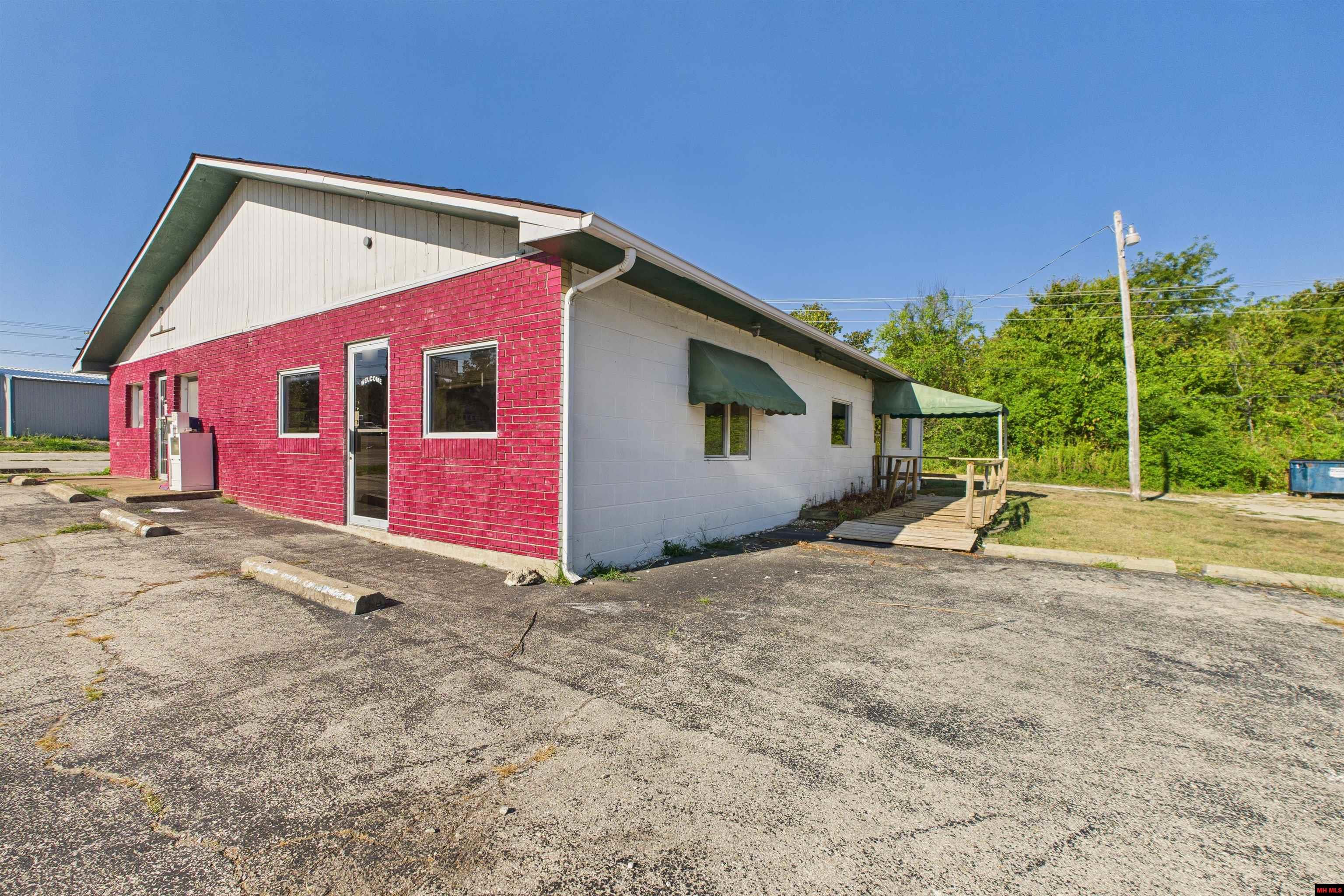 2515 HWY 5 SOUTH Mountain Home, AR