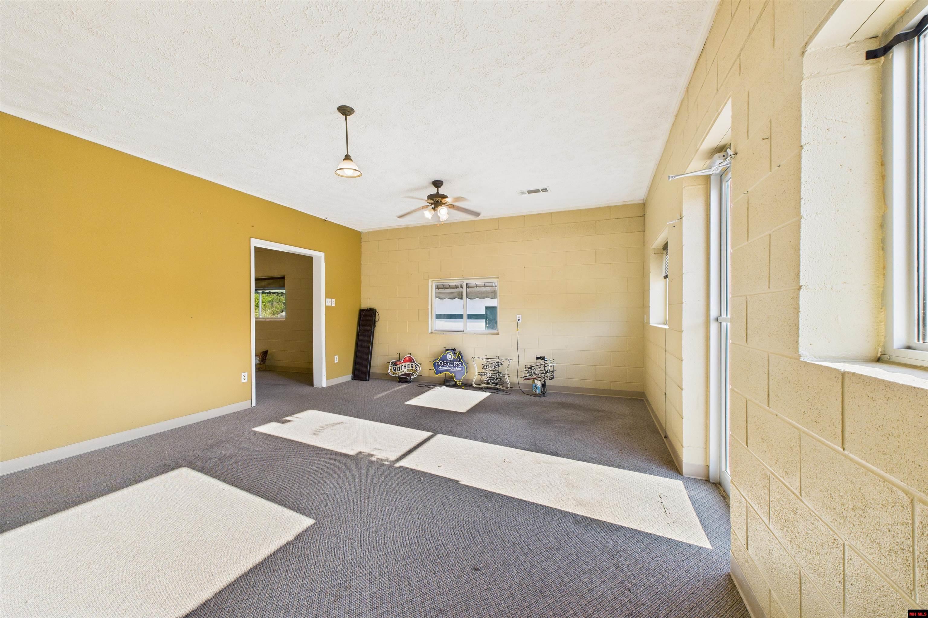 2515 HWY 5 SOUTH Mountain Home, AR