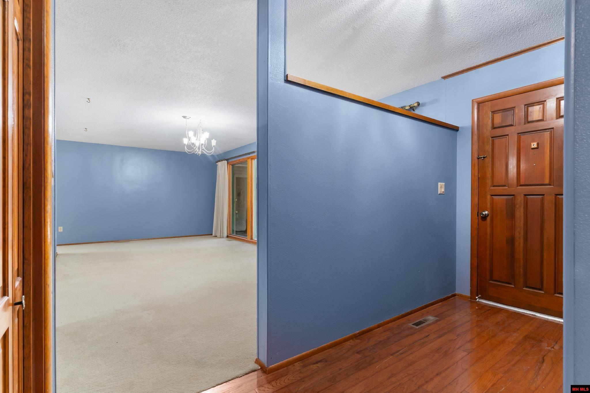 462 Howard Creek Road