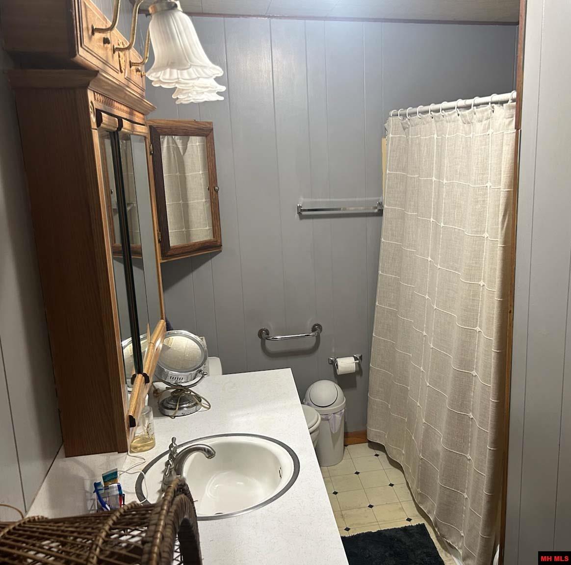 148 HWY 223 SOUTH Viola, AR