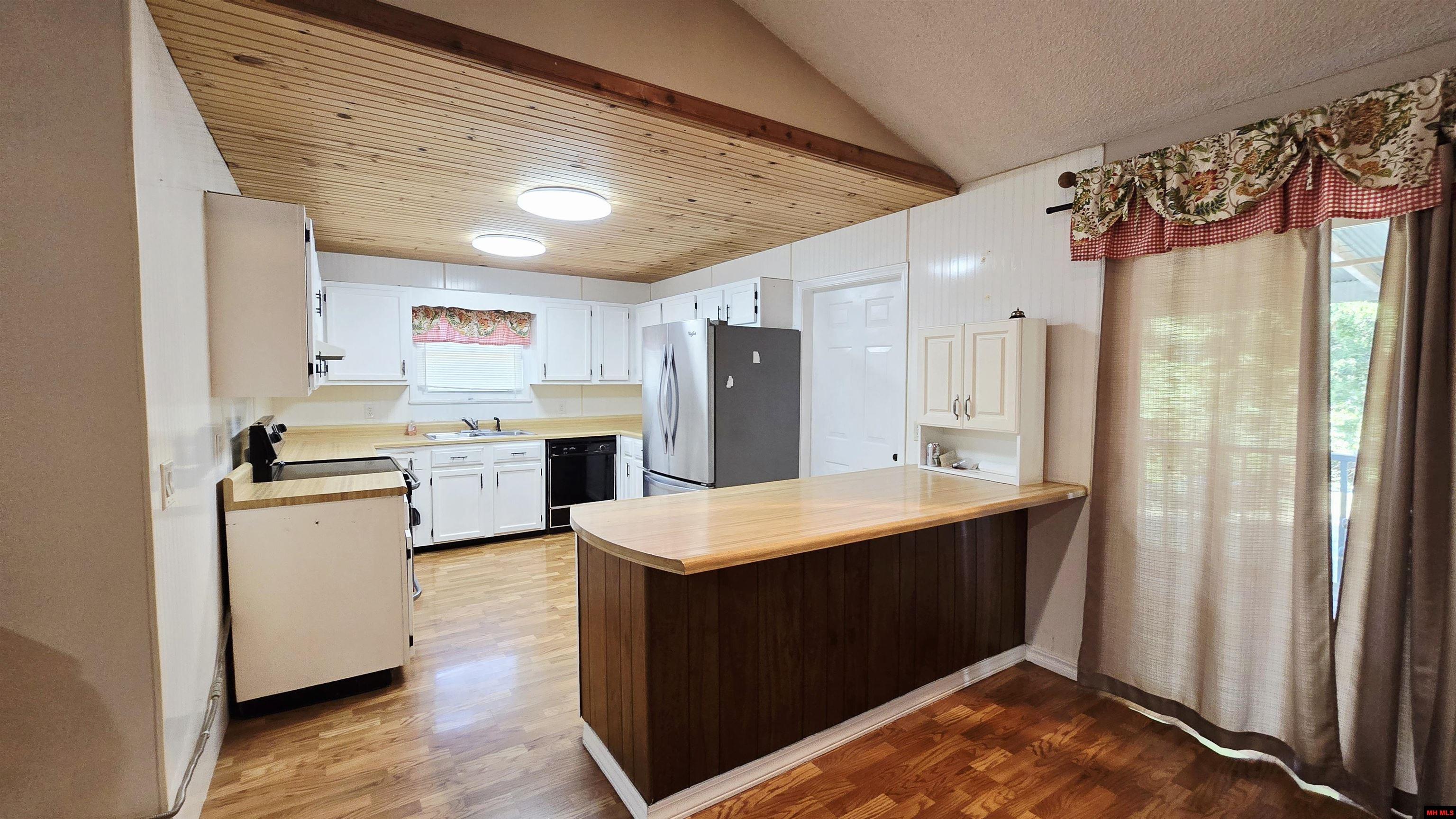 63 SARA LANE Mountain Home, AR 72653