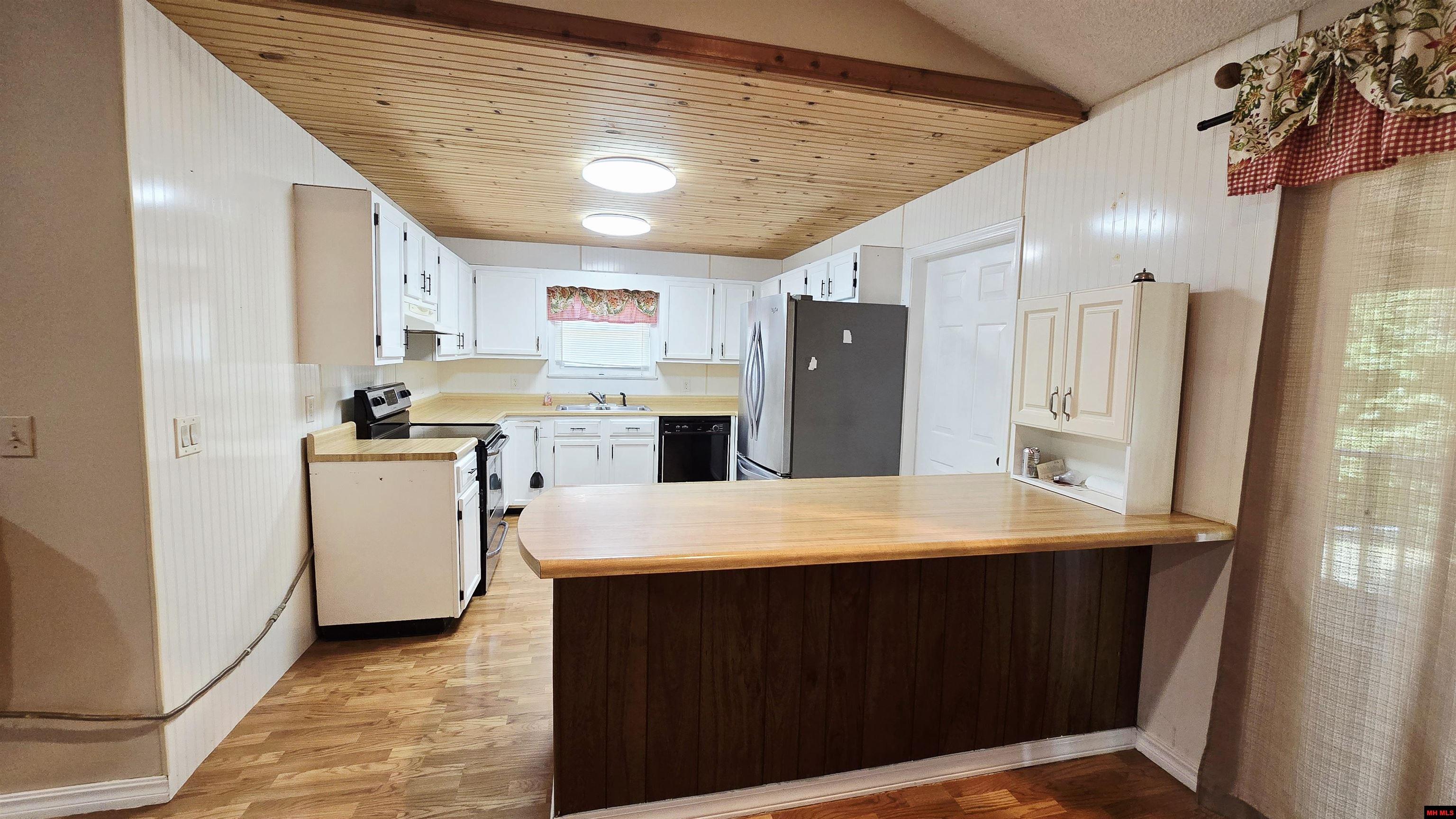 63 SARA LANE Mountain Home, AR 72653