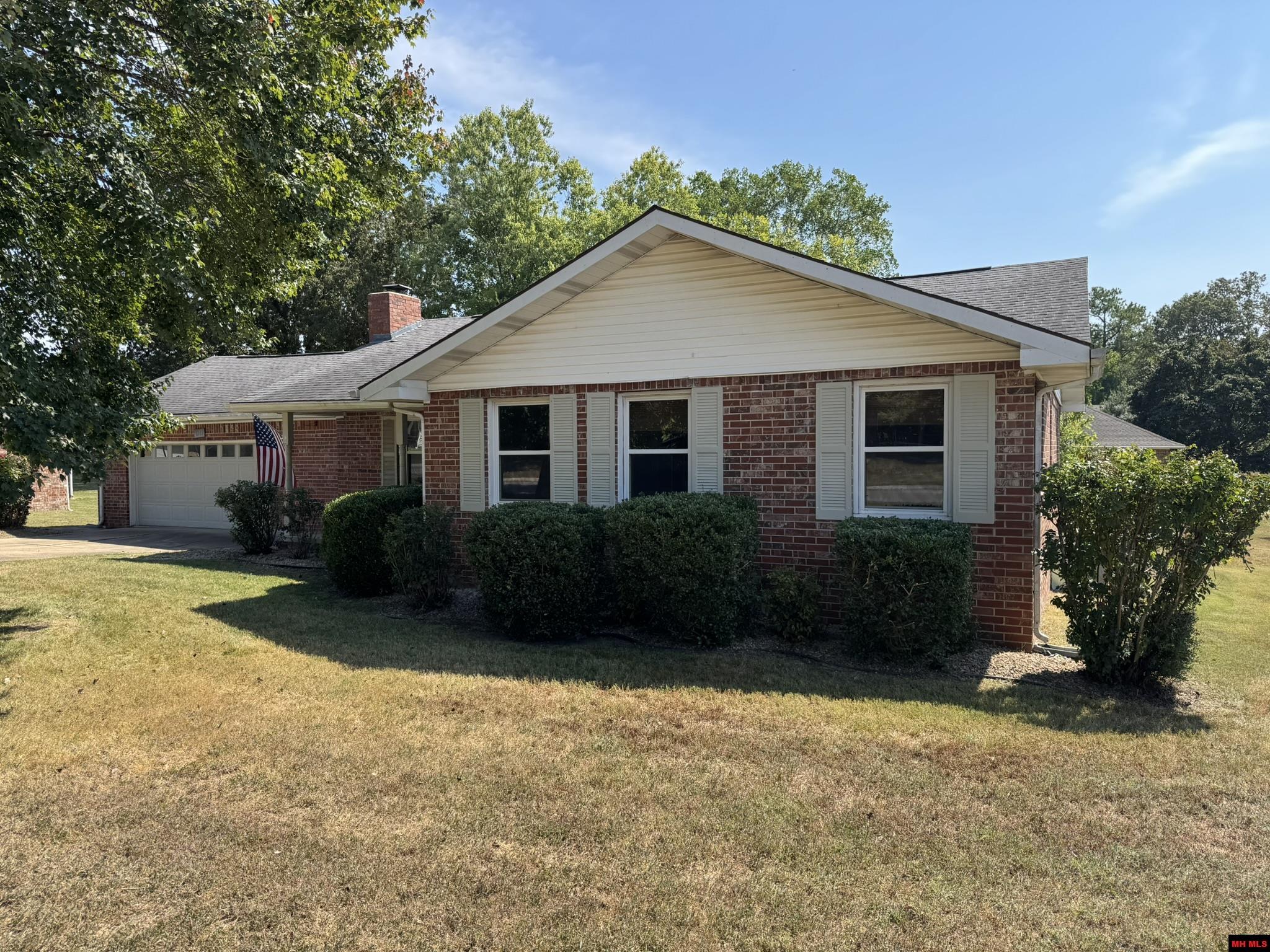 1513 BERRY LANE Mountain Home, AR 72653