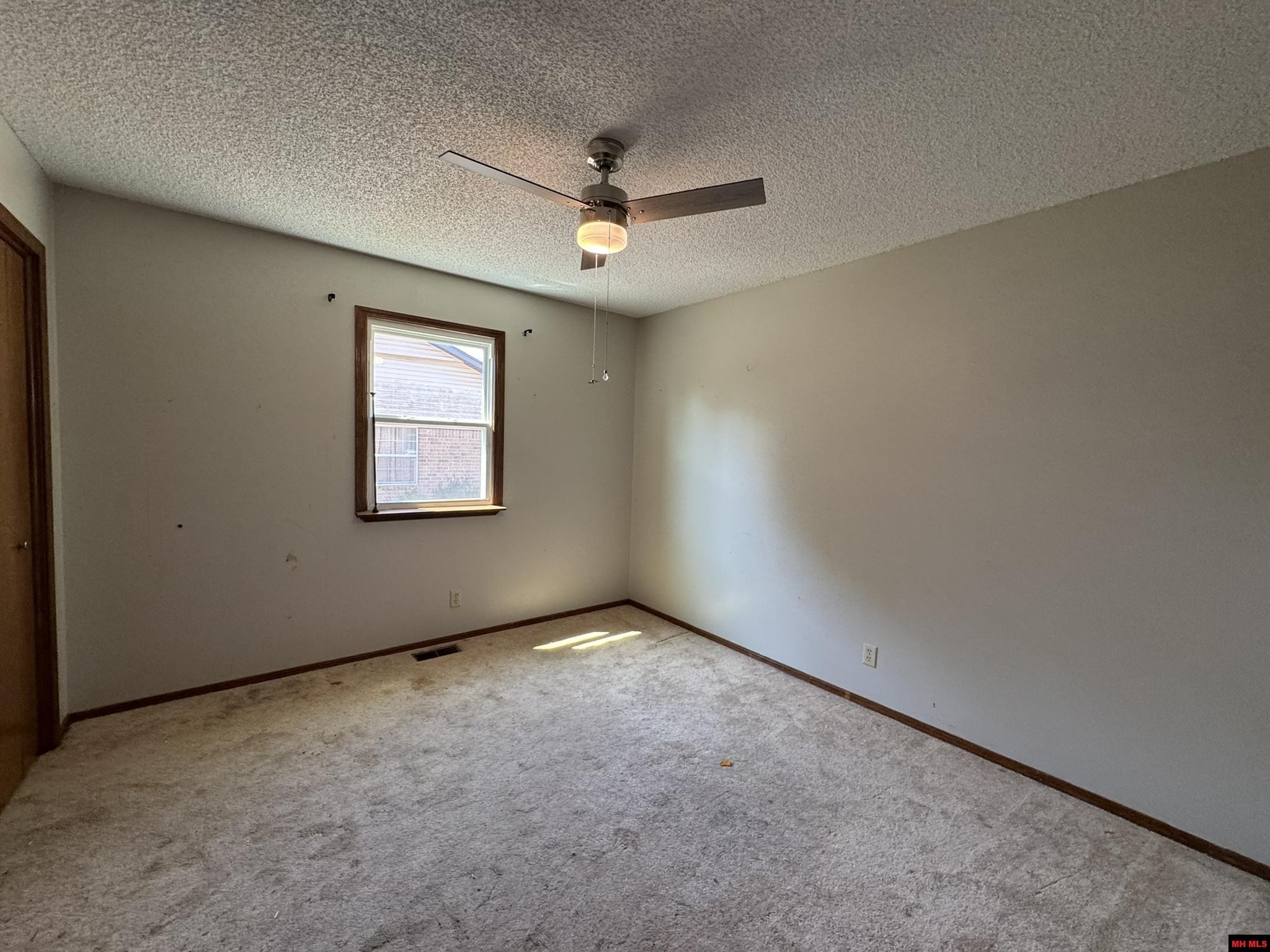 1513 BERRY LANE Mountain Home, AR 72653