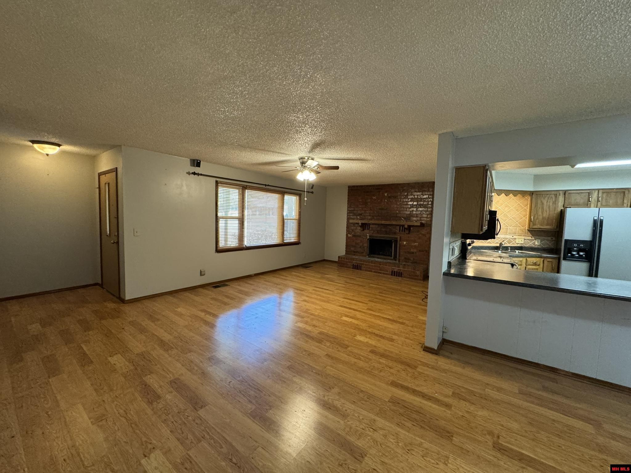 1513 BERRY LANE Mountain Home, AR 72653