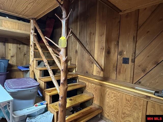 5221 HWY 178 Flippin, AR 72634