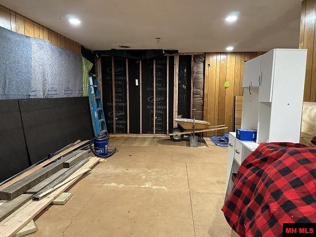 5221 HWY 178 Flippin, AR 72634