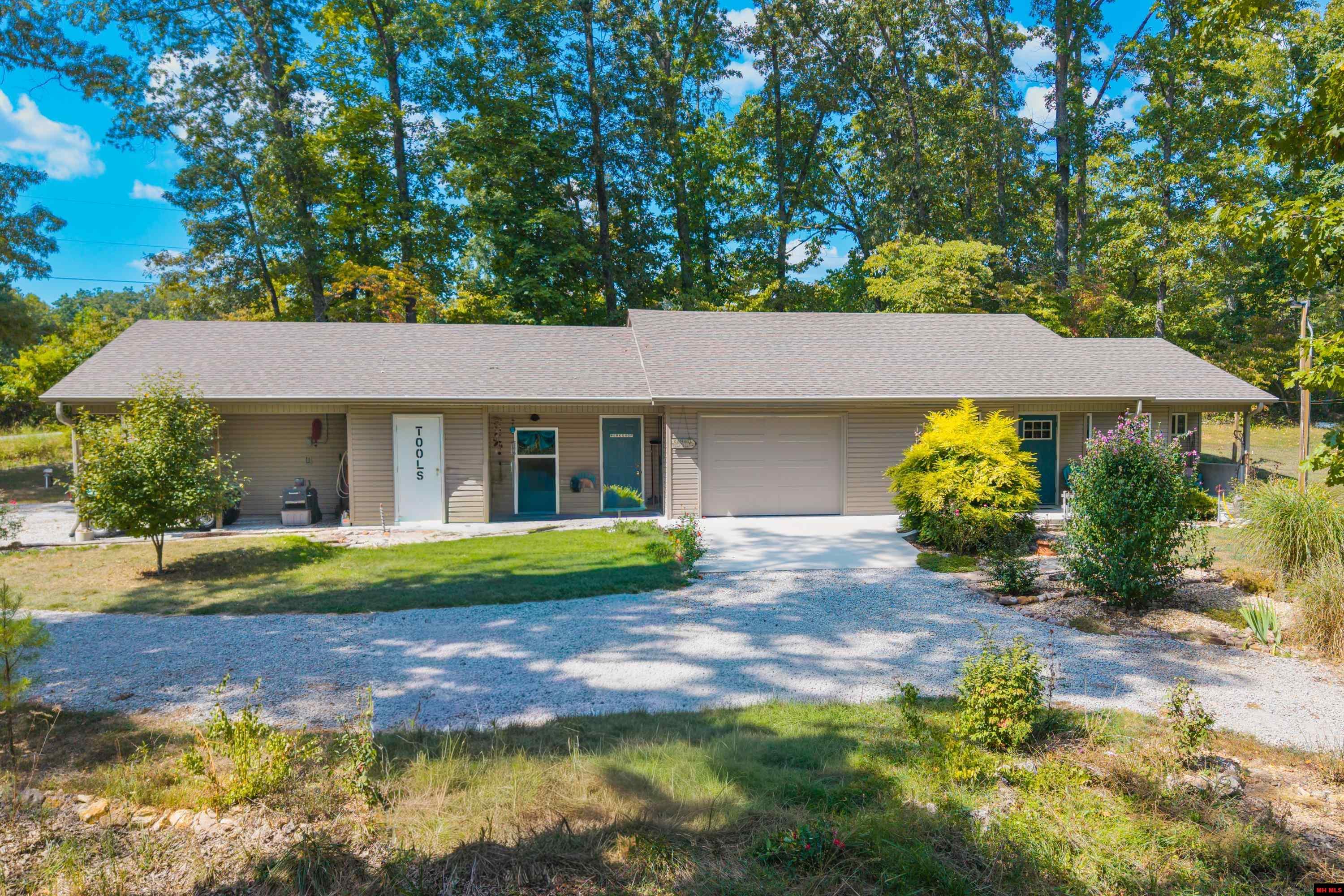 868 CR 672 Mountain Home, AR