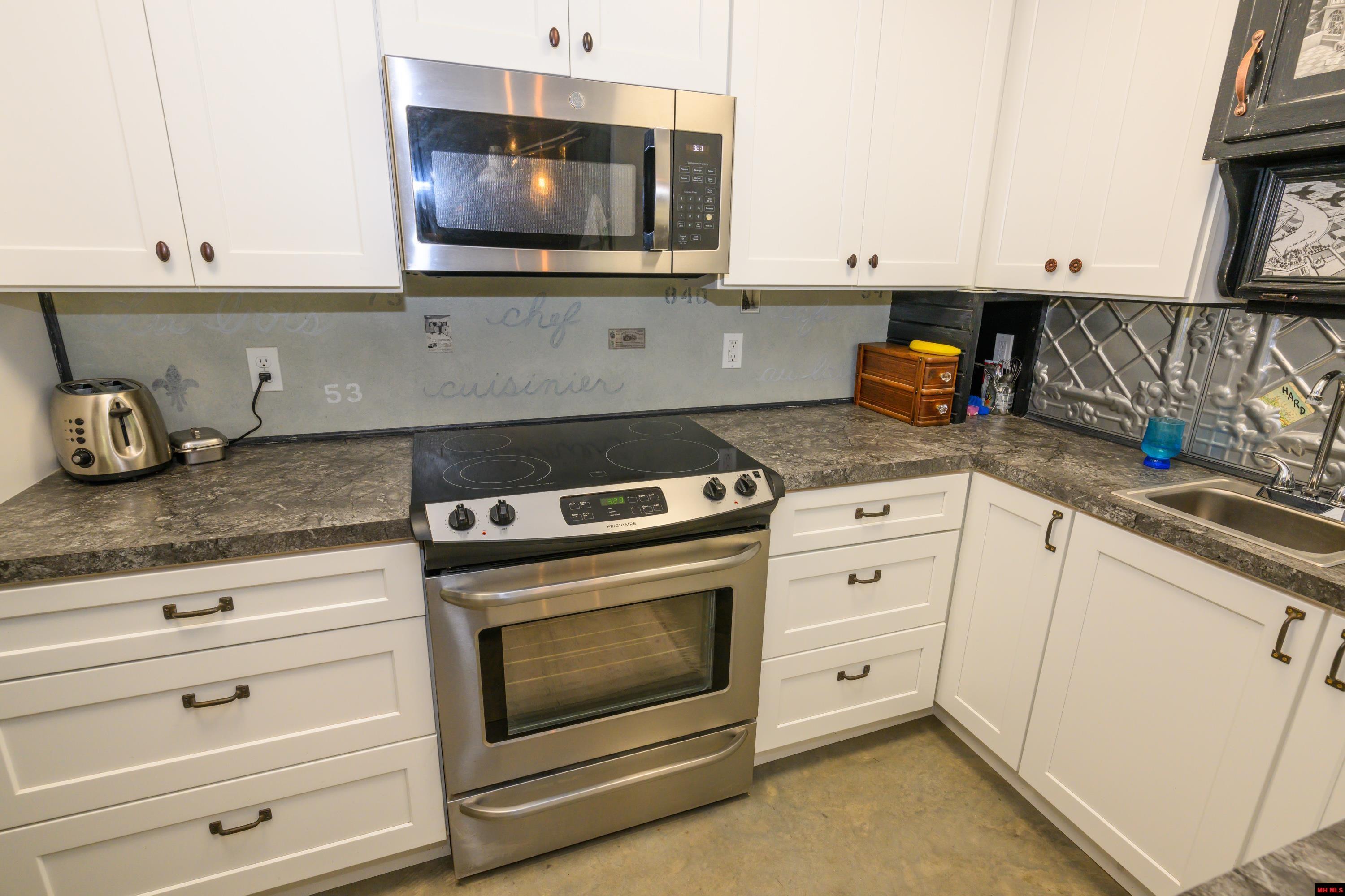 868 CR 672 Mountain Home, AR