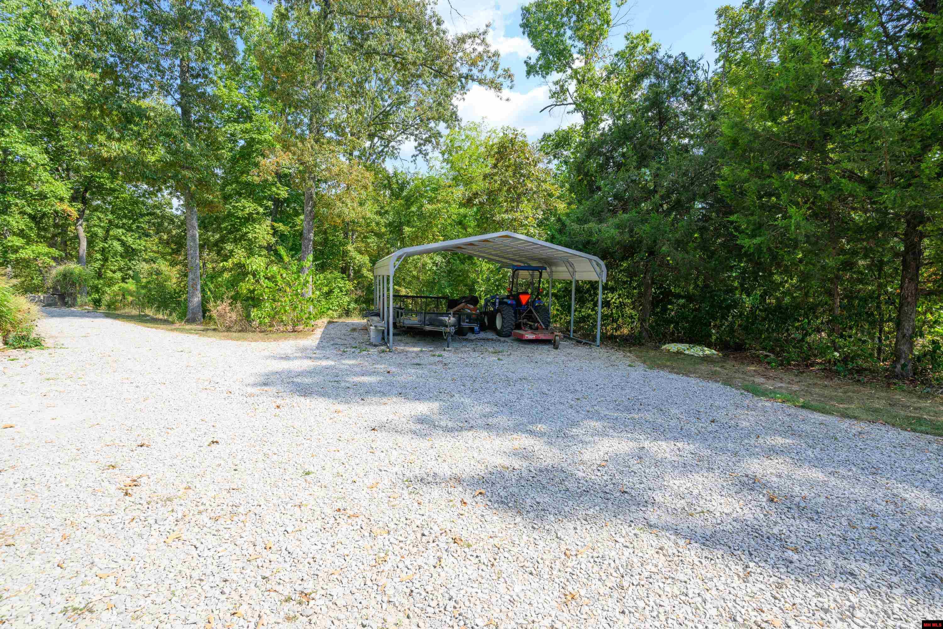 868 CR 672 Mountain Home, AR