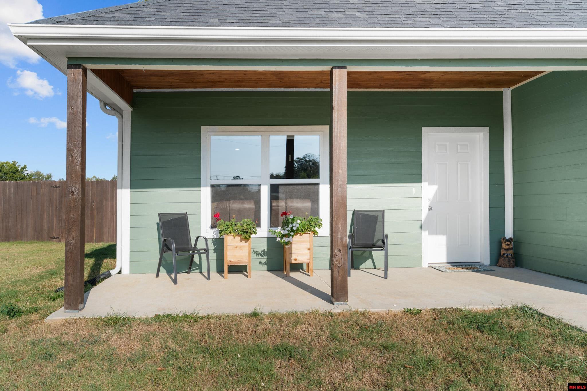 116 N SECTION LINE DRIVE Cotter, AR 72626