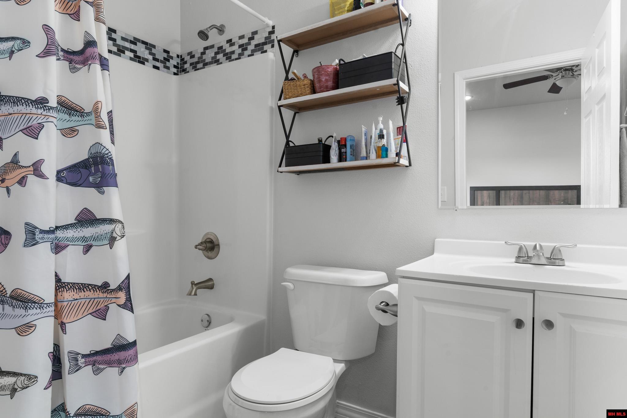 116 N SECTION LINE DRIVE Cotter, AR 72626