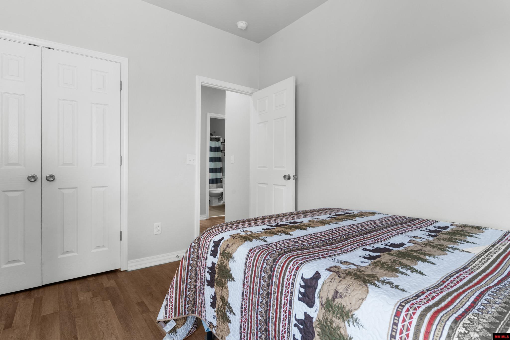 116 N SECTION LINE DRIVE Cotter, AR 72626