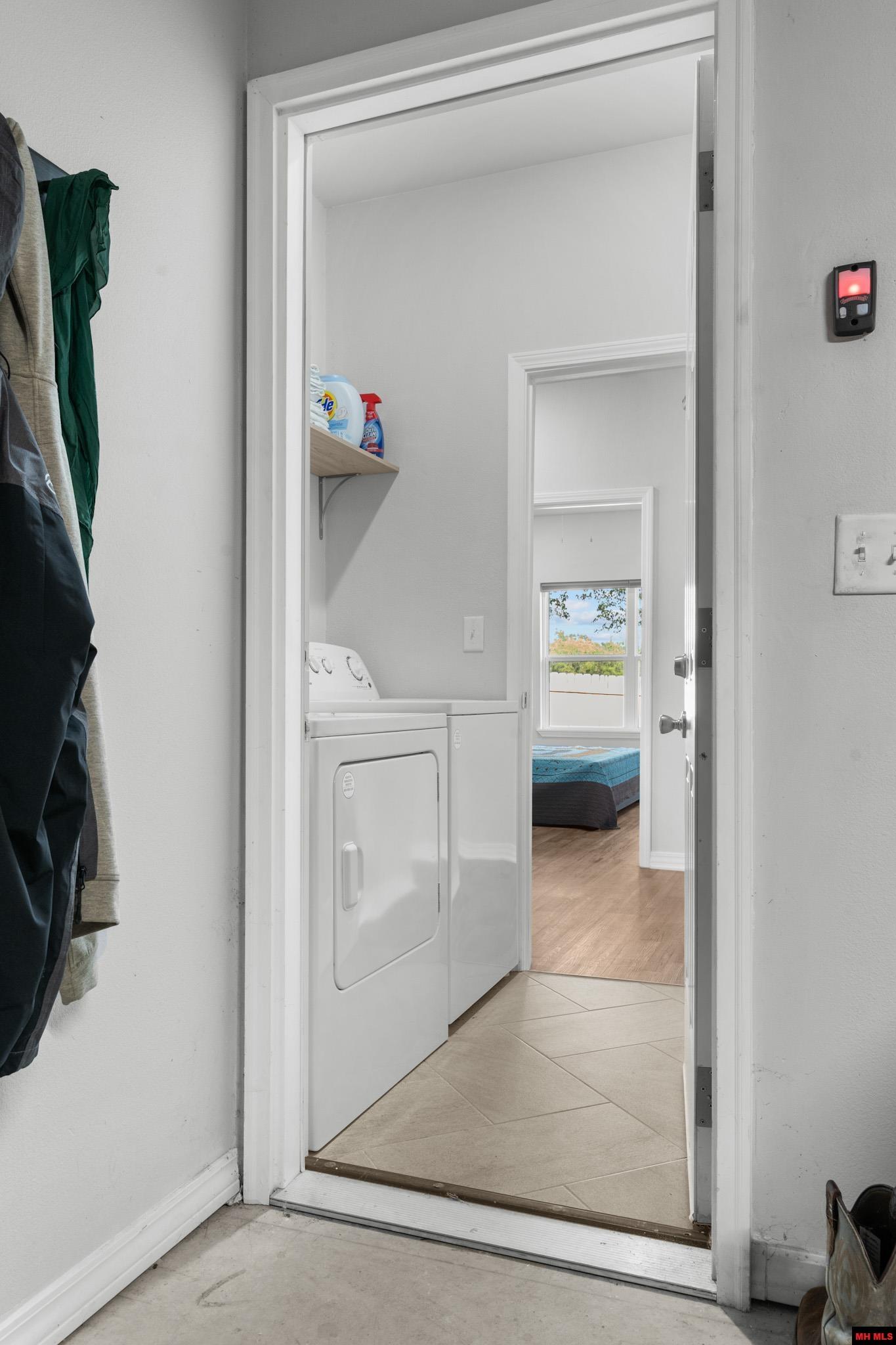 116 N SECTION LINE DRIVE Cotter, AR 72626