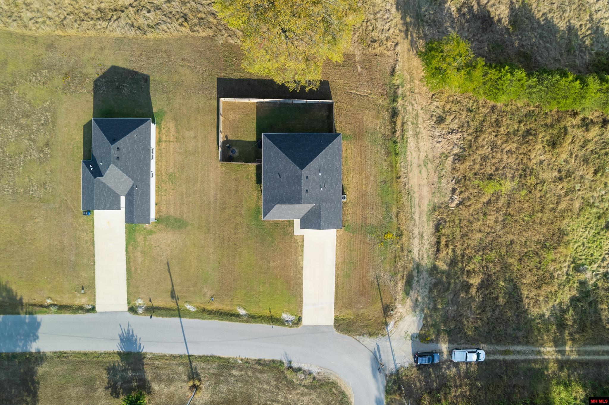 116 N SECTION LINE DRIVE Cotter, AR 72626