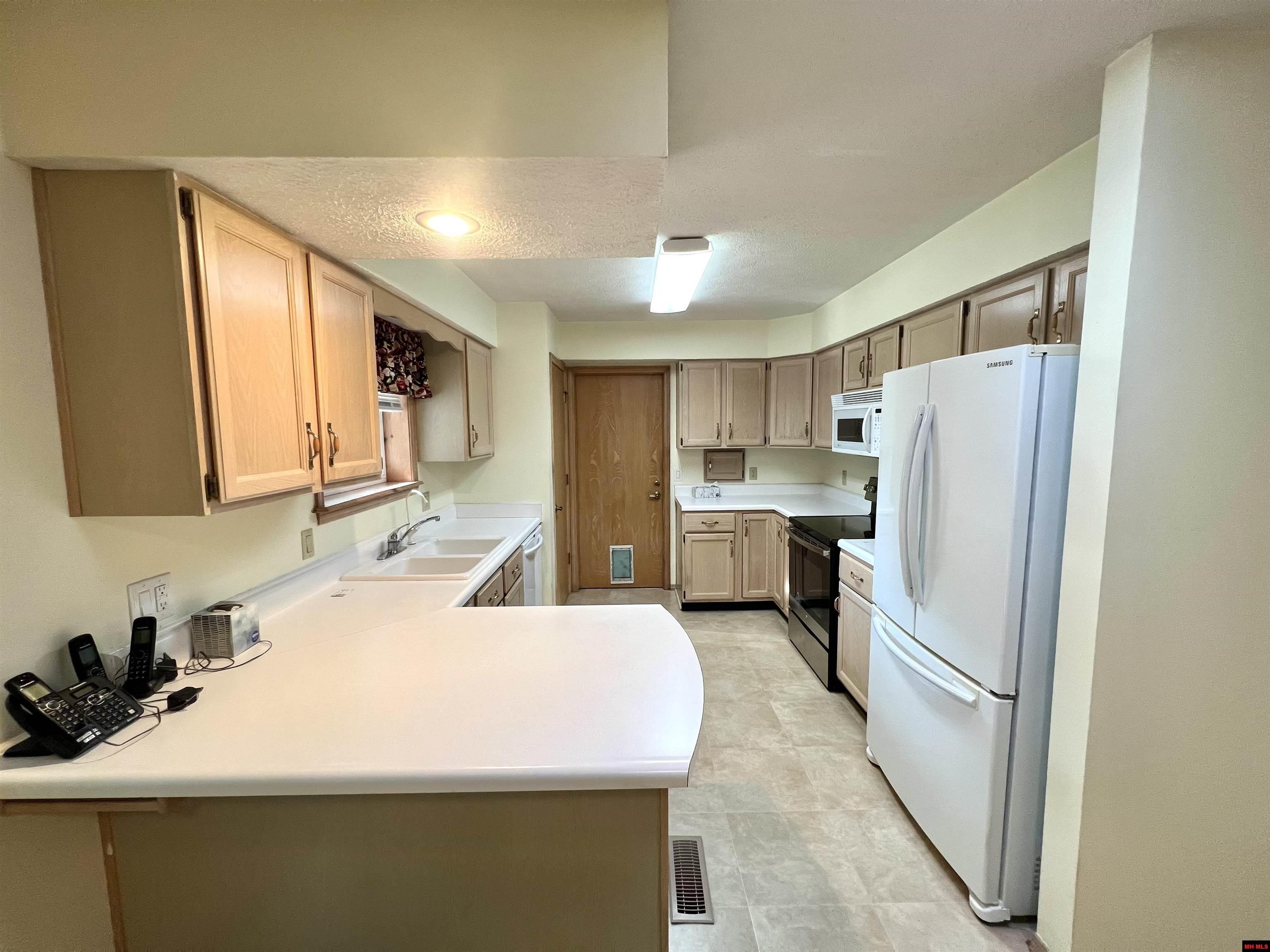 607 CLUB BOULEVARD Mountain Home, AR 72653