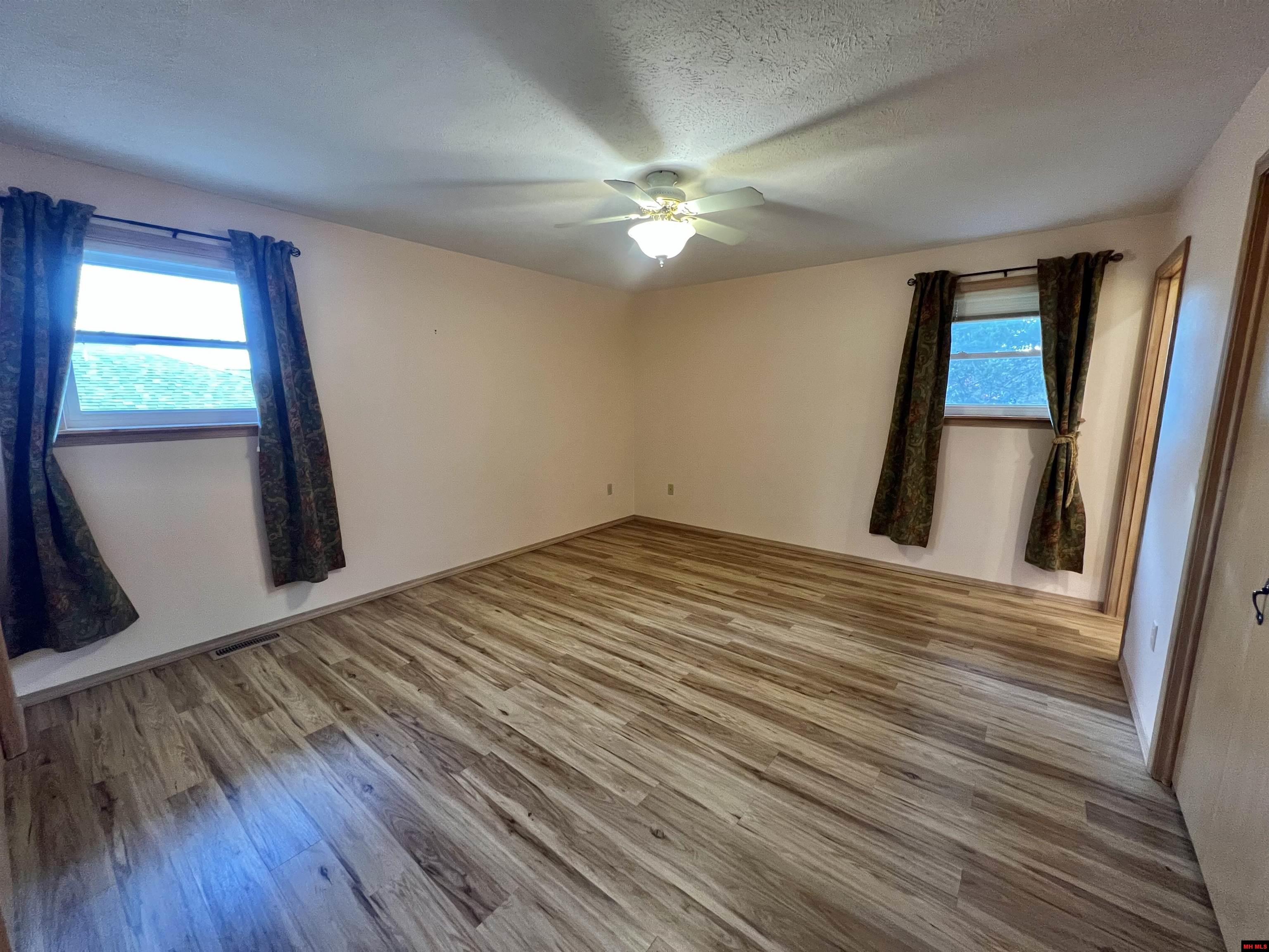 607 CLUB BOULEVARD Mountain Home, AR 72653