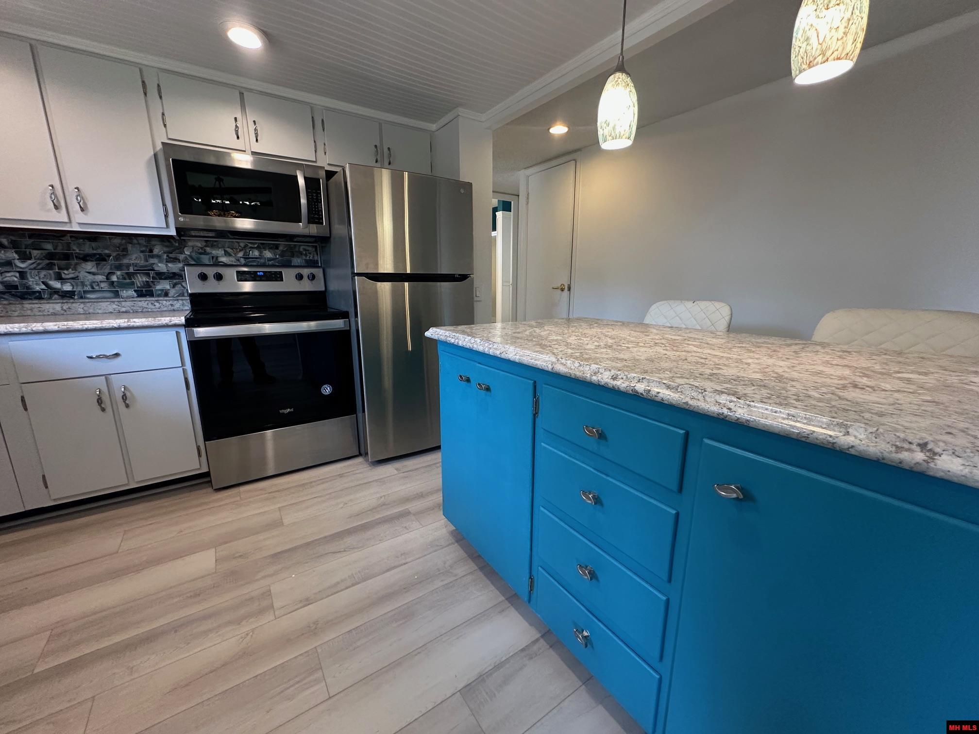 3833 -37 HWY 178 WEST Lakeview, AR