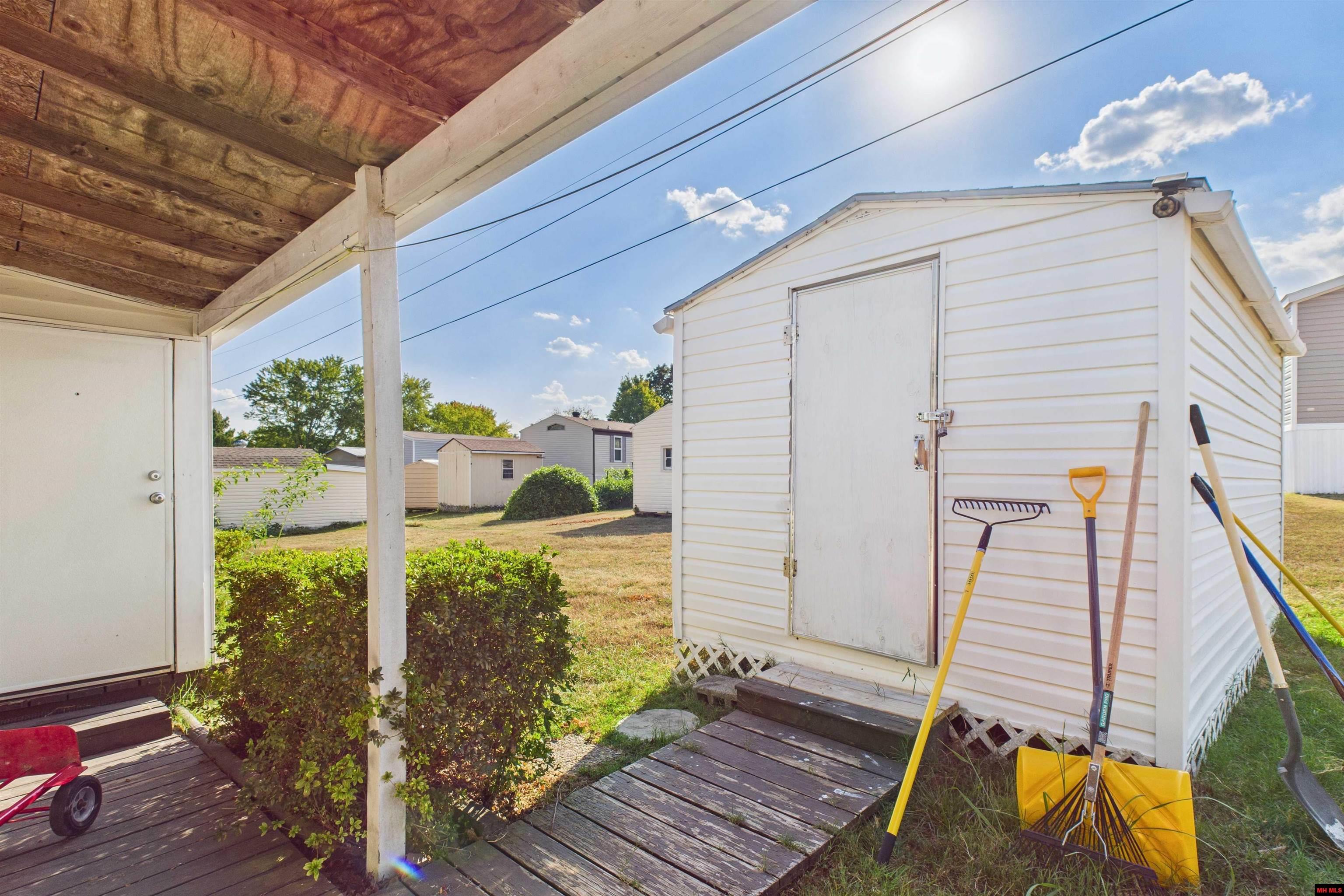 102 HAL DRIVE Mountain Home, AR