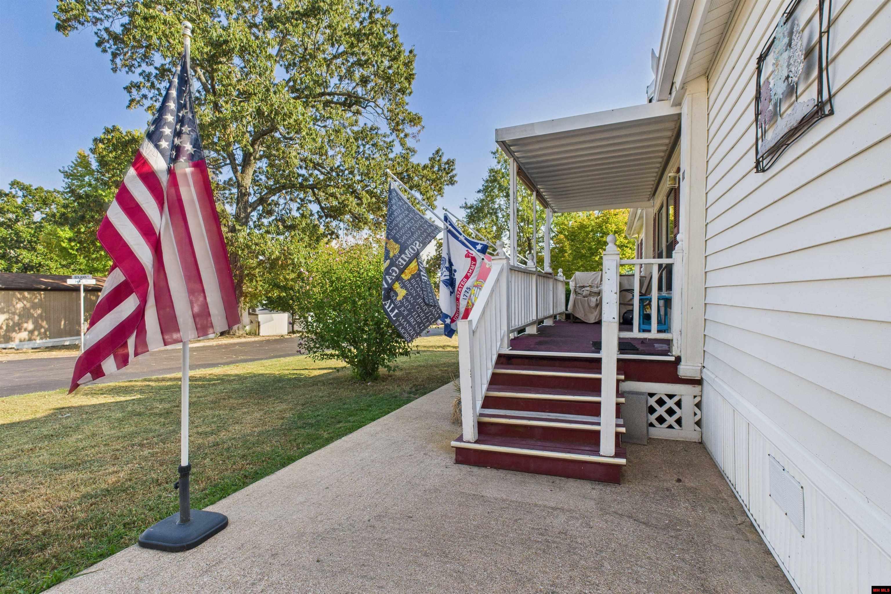 102 HAL DRIVE Mountain Home, AR