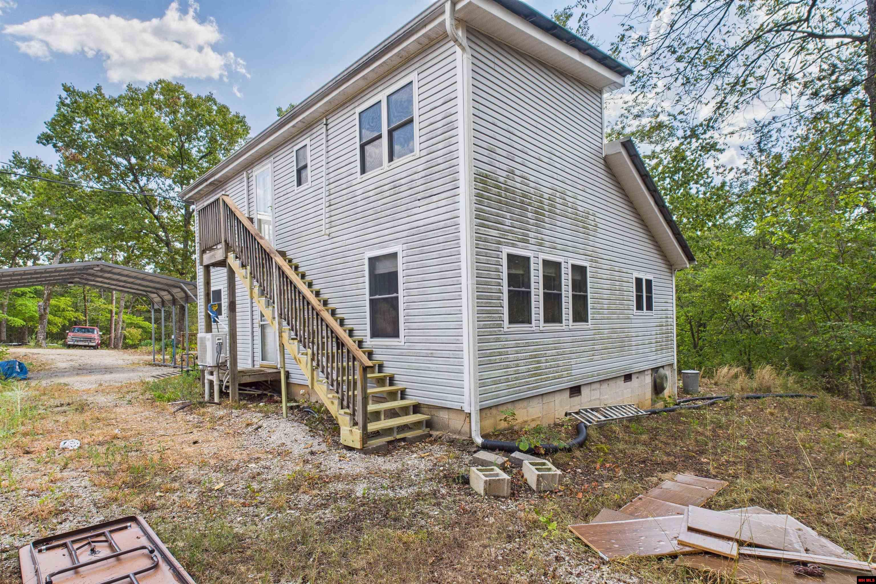 2194 N Moccasin Creek Road