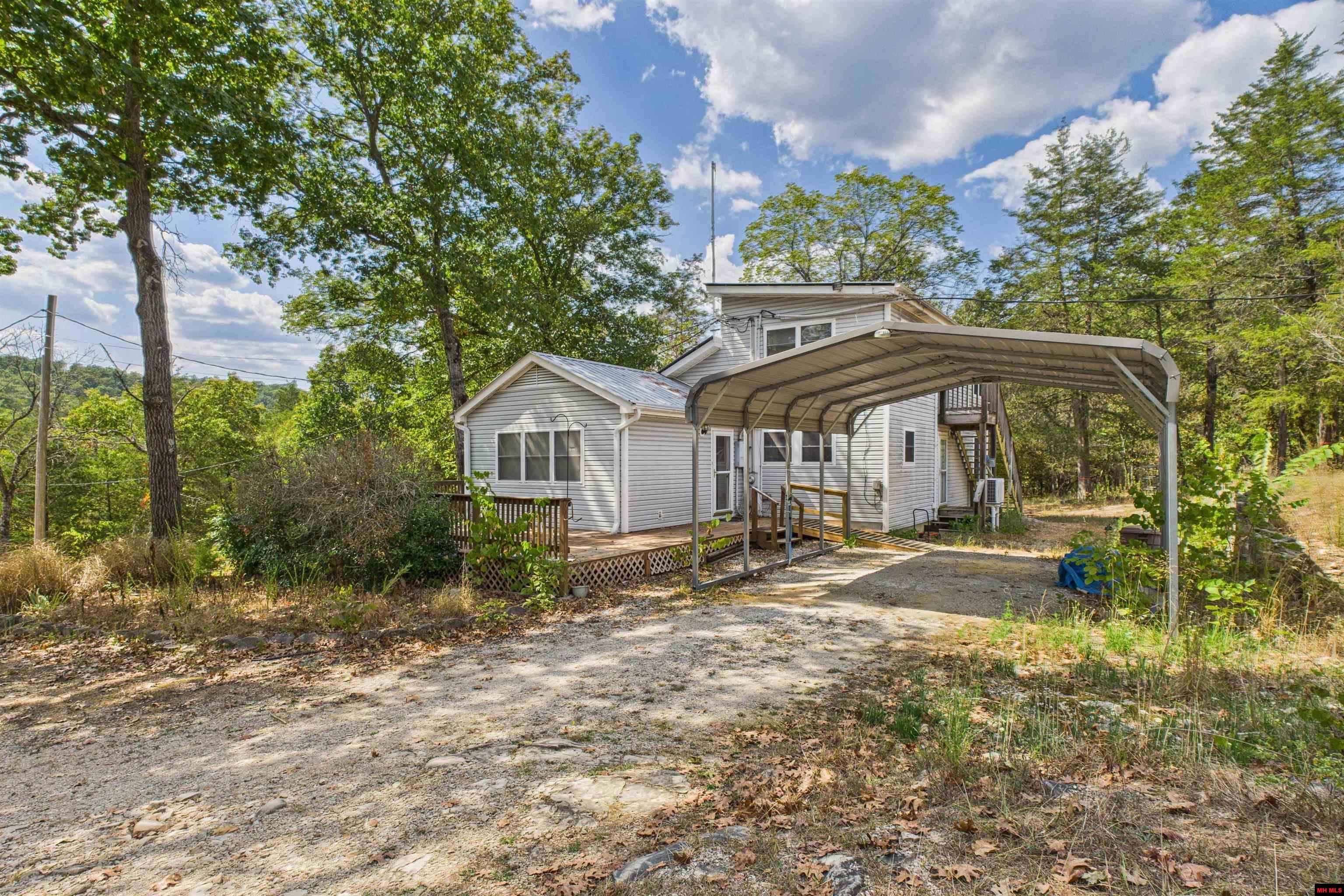 2194 N Moccasin Creek Road