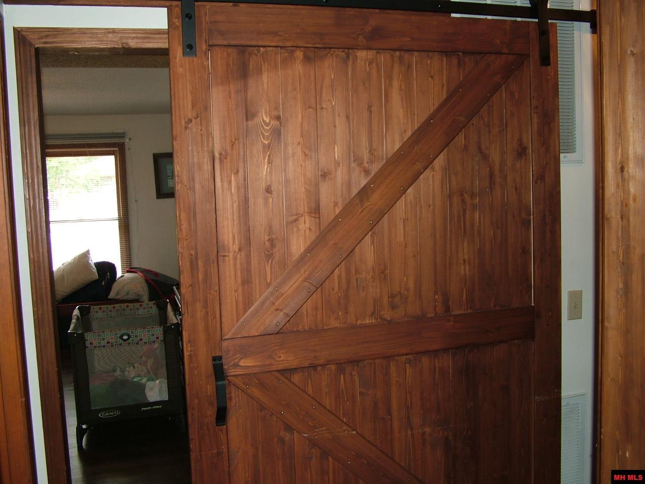 611 Hickory Hollow Drive