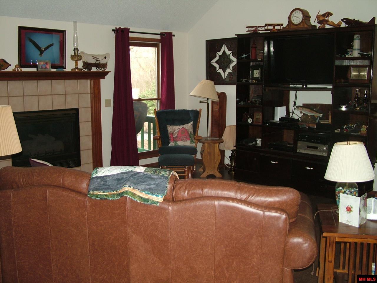 611 Hickory Hollow Drive