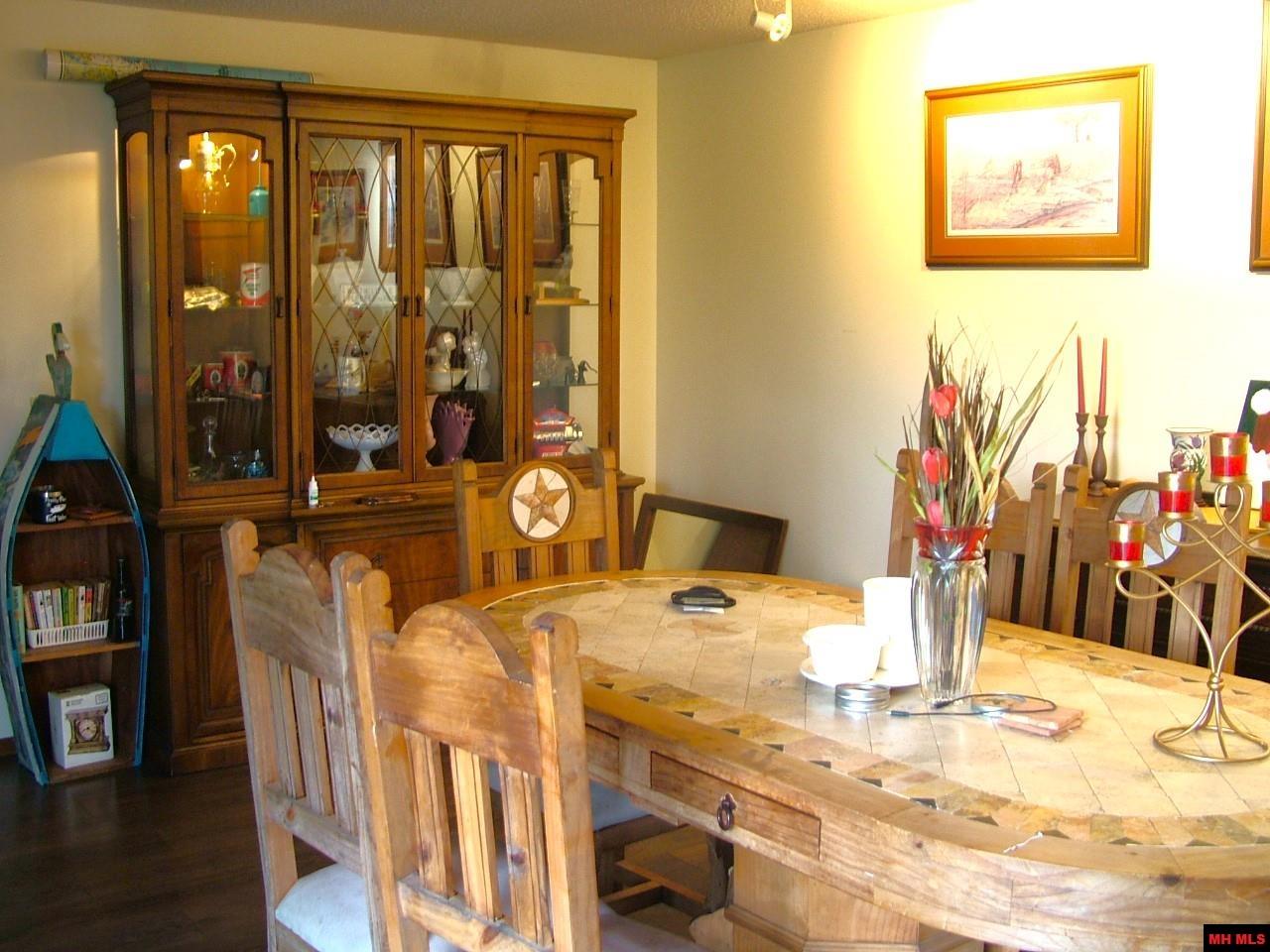 611 Hickory Hollow Drive