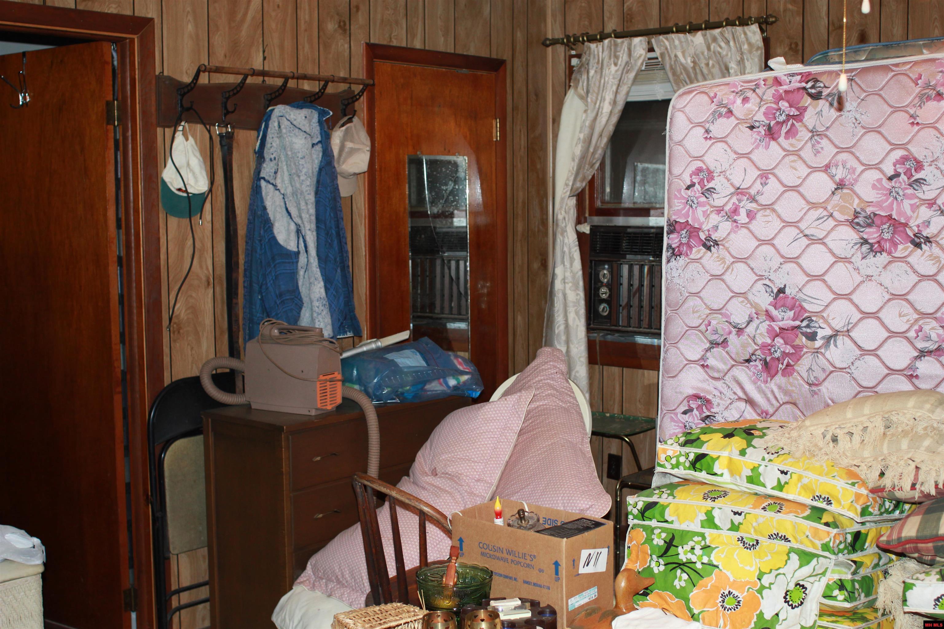 47 CONNER LANE Pontiac, MO 65729