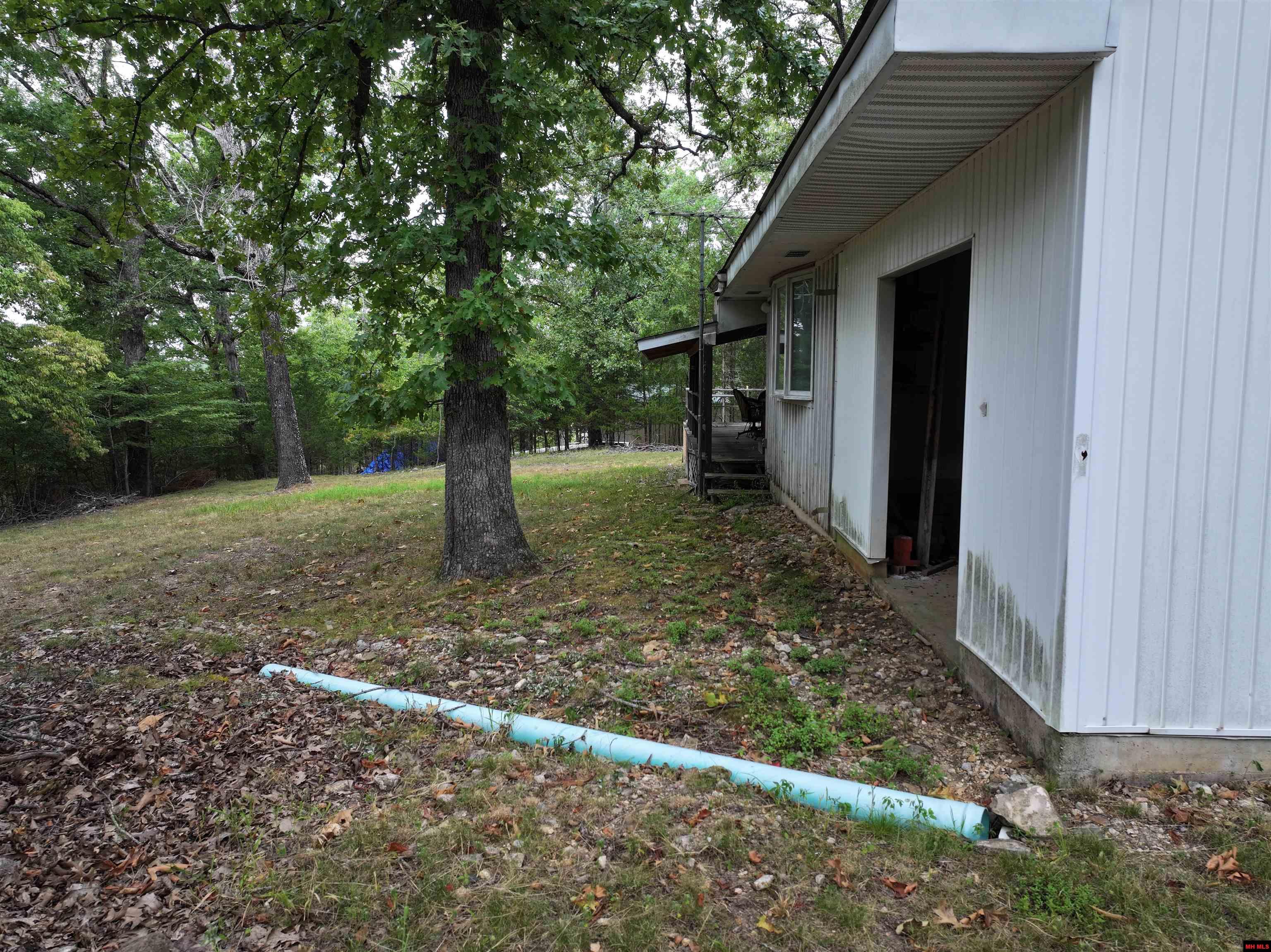 47 CONNER LANE Pontiac, MO 65729