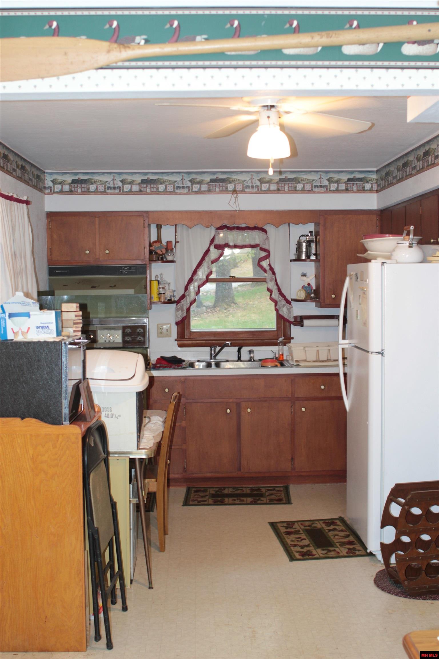 47 CONNER LANE Pontiac, MO 65729