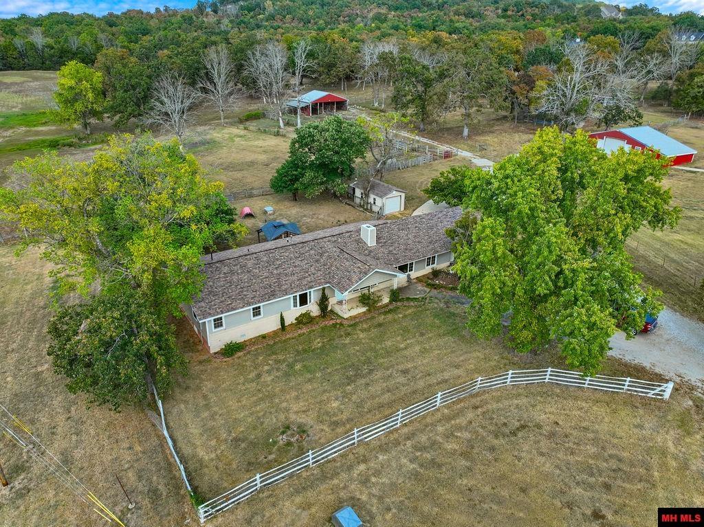 2573 WEST ROAD Mountain Home, AR