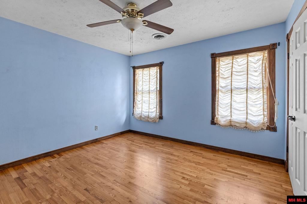2573 WEST ROAD Mountain Home, AR