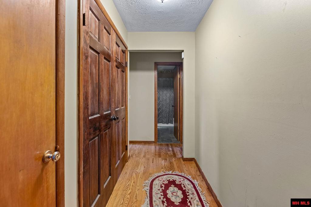 2573 WEST ROAD Mountain Home, AR