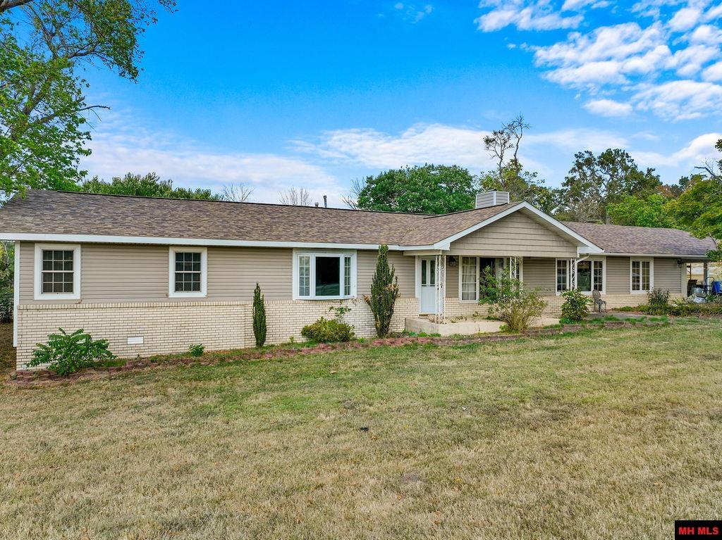 2573 WEST ROAD Mountain Home, AR