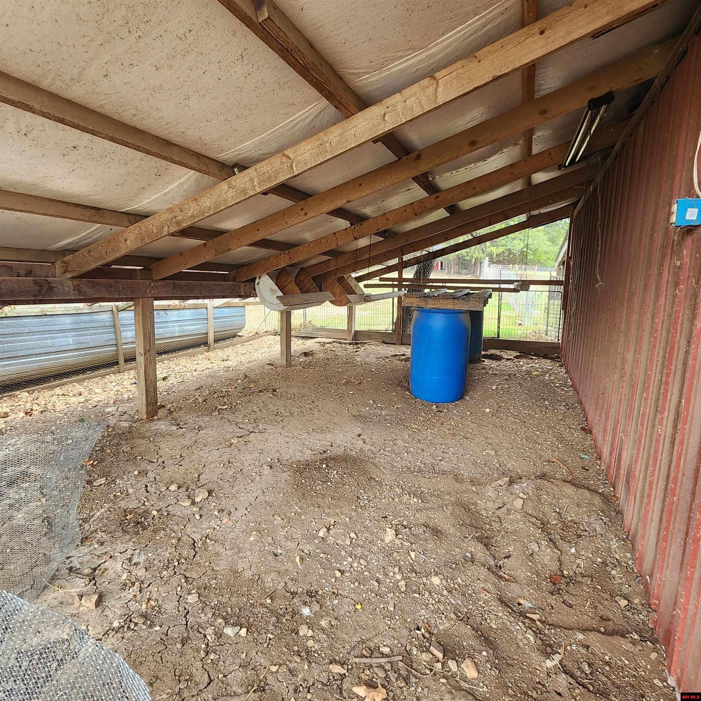 2573 WEST ROAD Mountain Home, AR