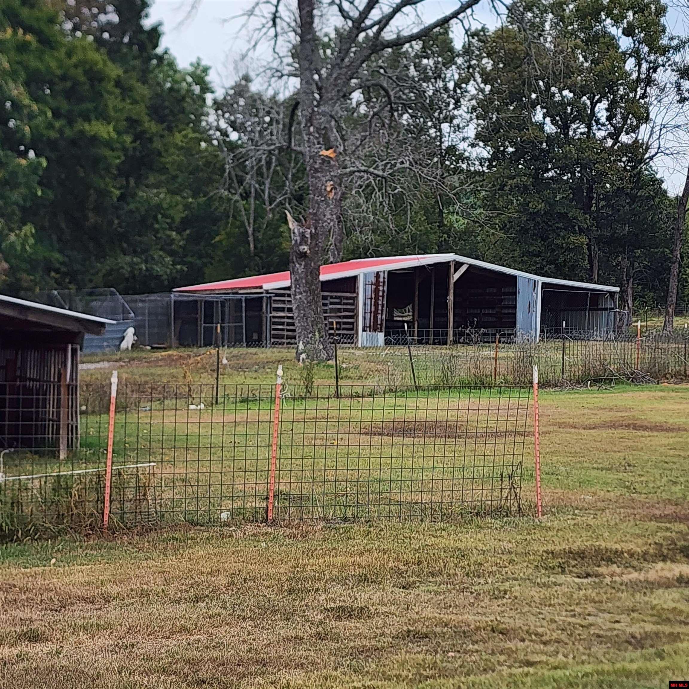 2573 WEST ROAD Mountain Home, AR