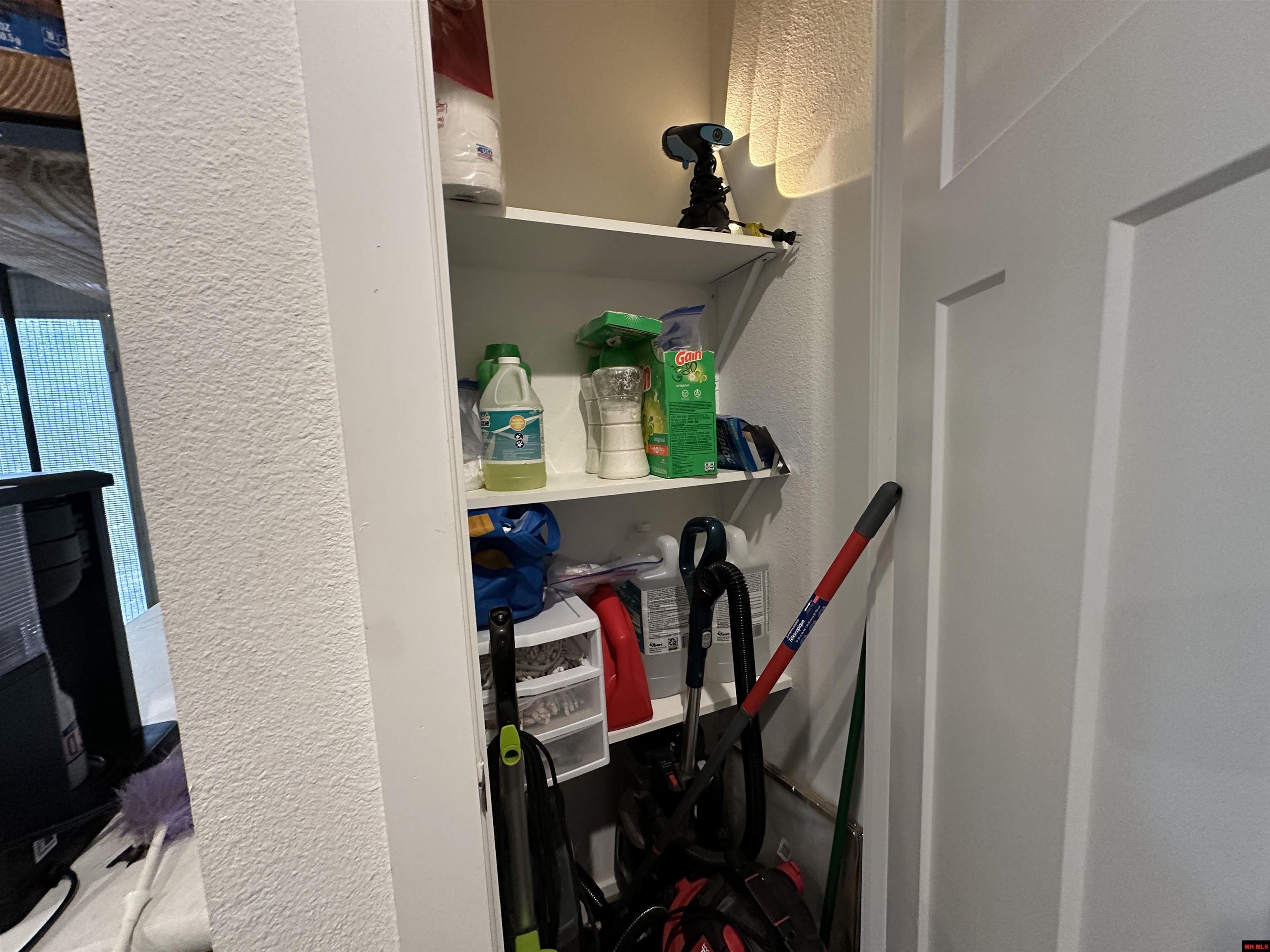 300 MC 6070 Flippin, AR 72634