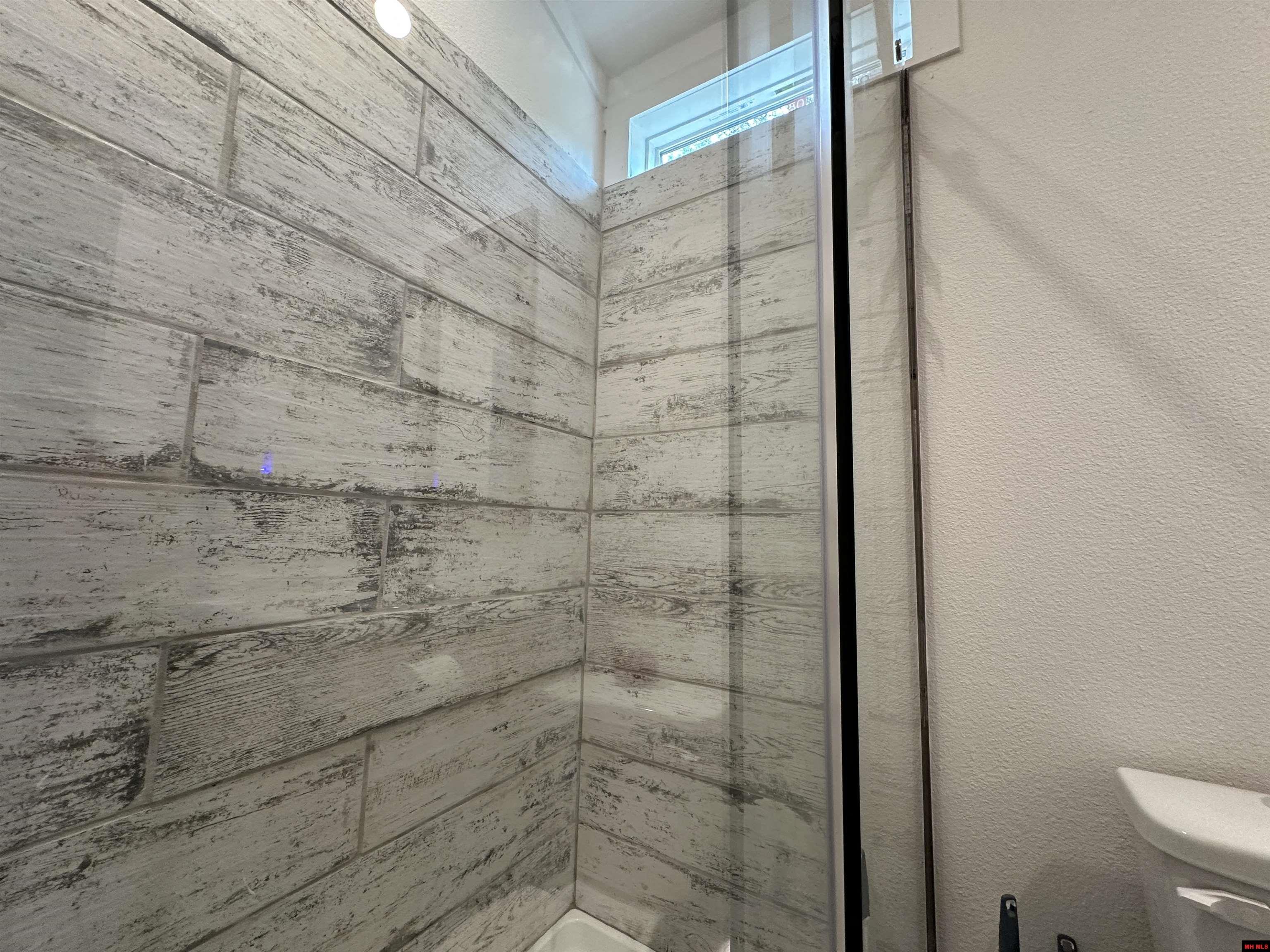 300 MC 6070 Flippin, AR 72634