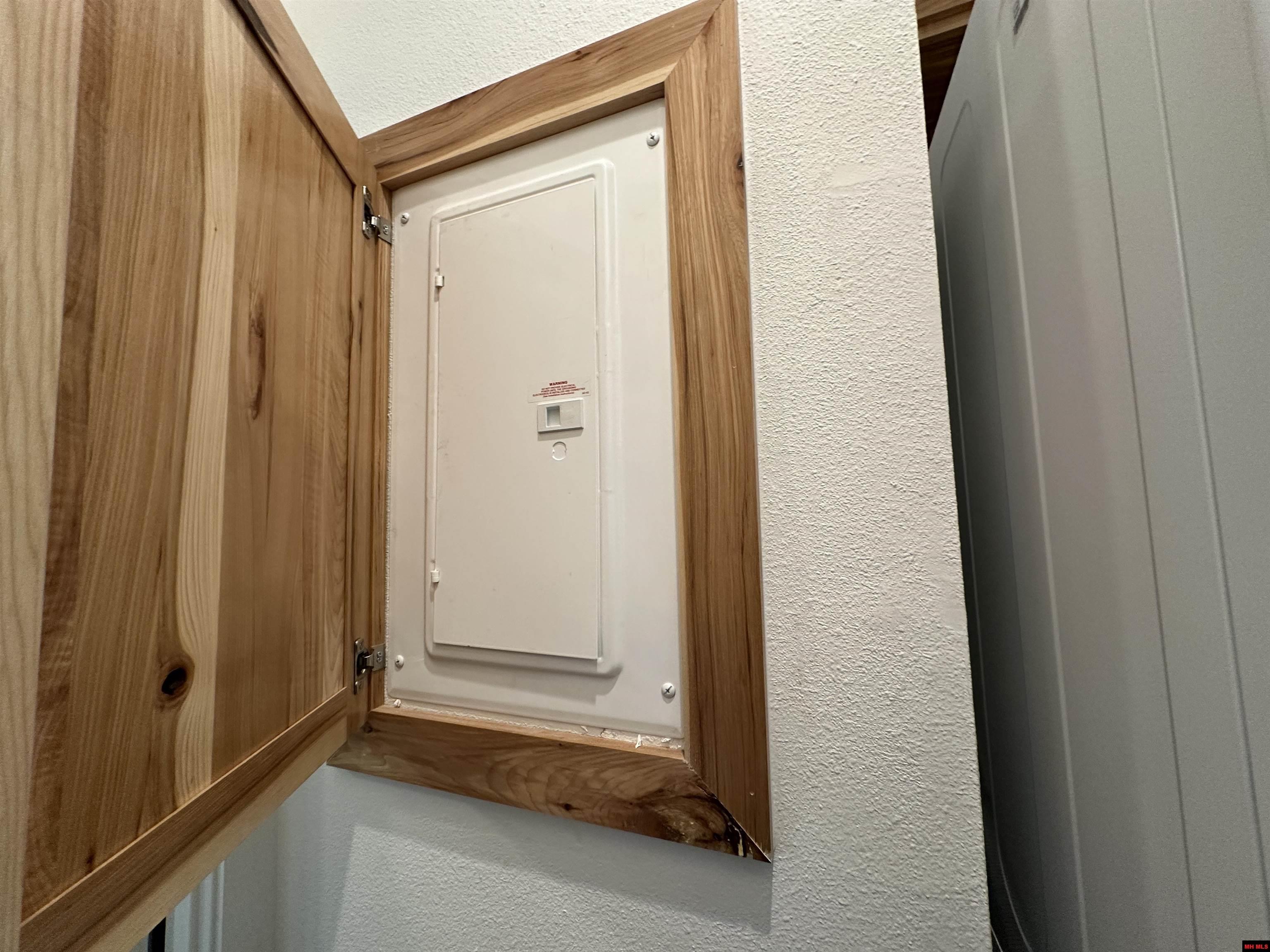 300 MC 6070 Flippin, AR 72634