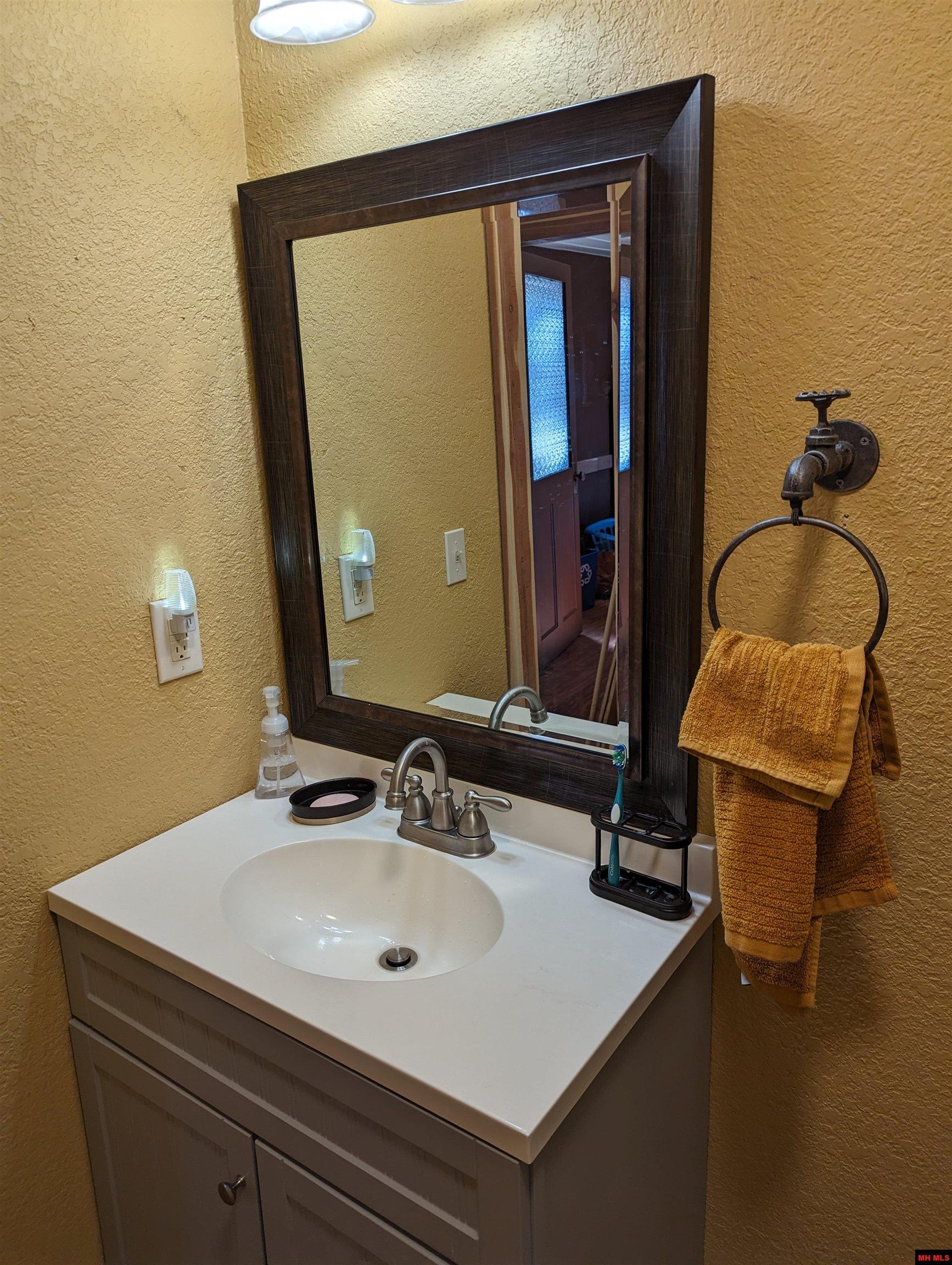 304 TATER KNOB LANE Yellville, AR