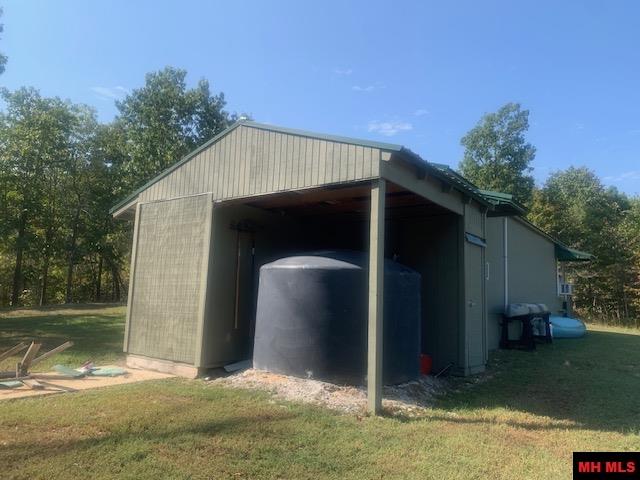 304 TATER KNOB LANE Yellville, AR