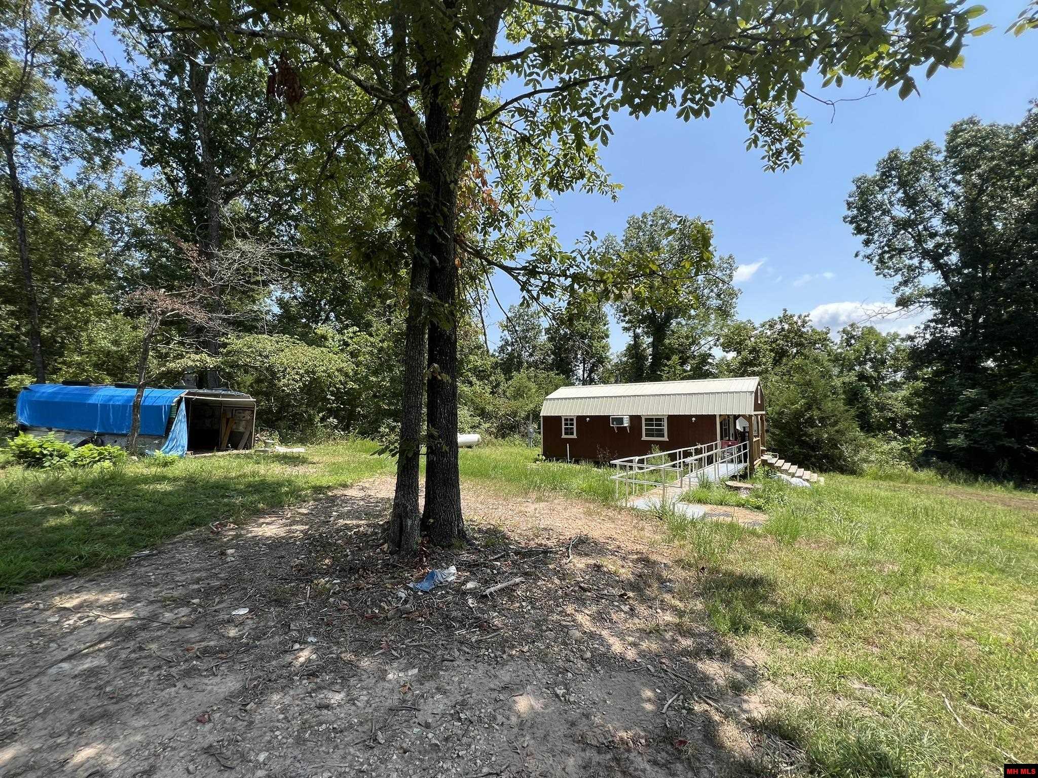 2829 MC 5032 Yellville, AR