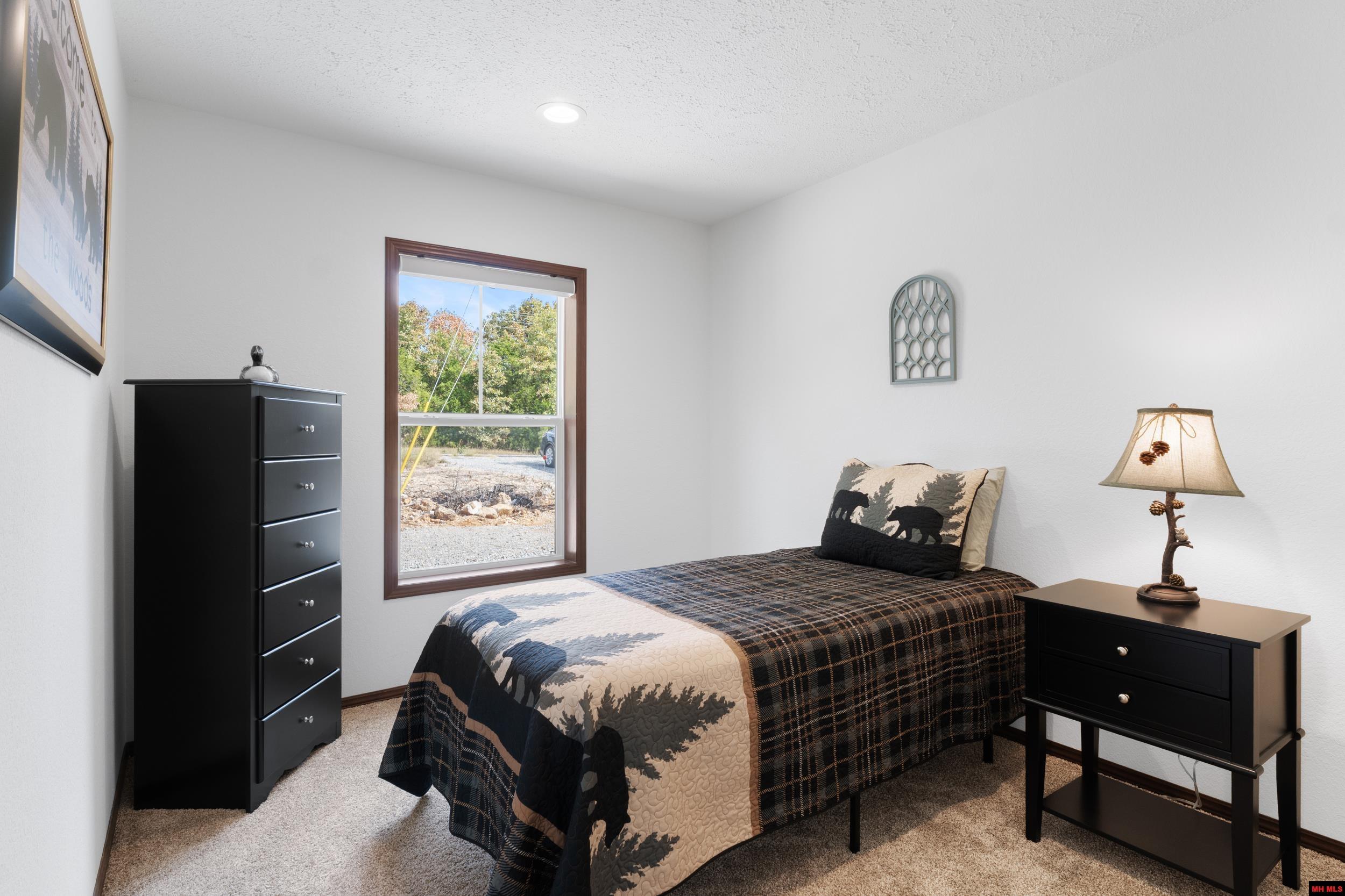 6488 N Hwy 201 North