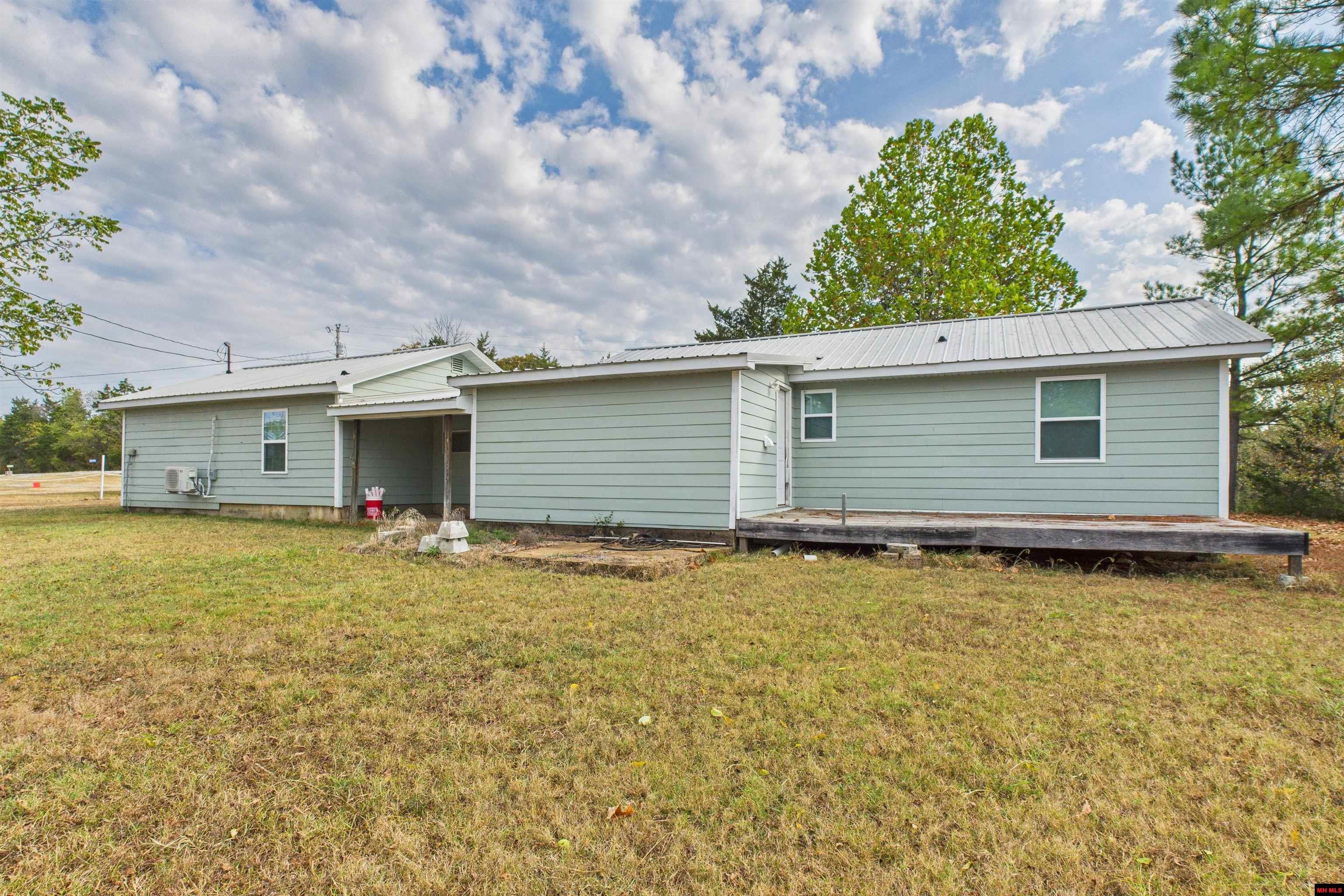 841 FOUT ROAD Gamaliel, AR 72537