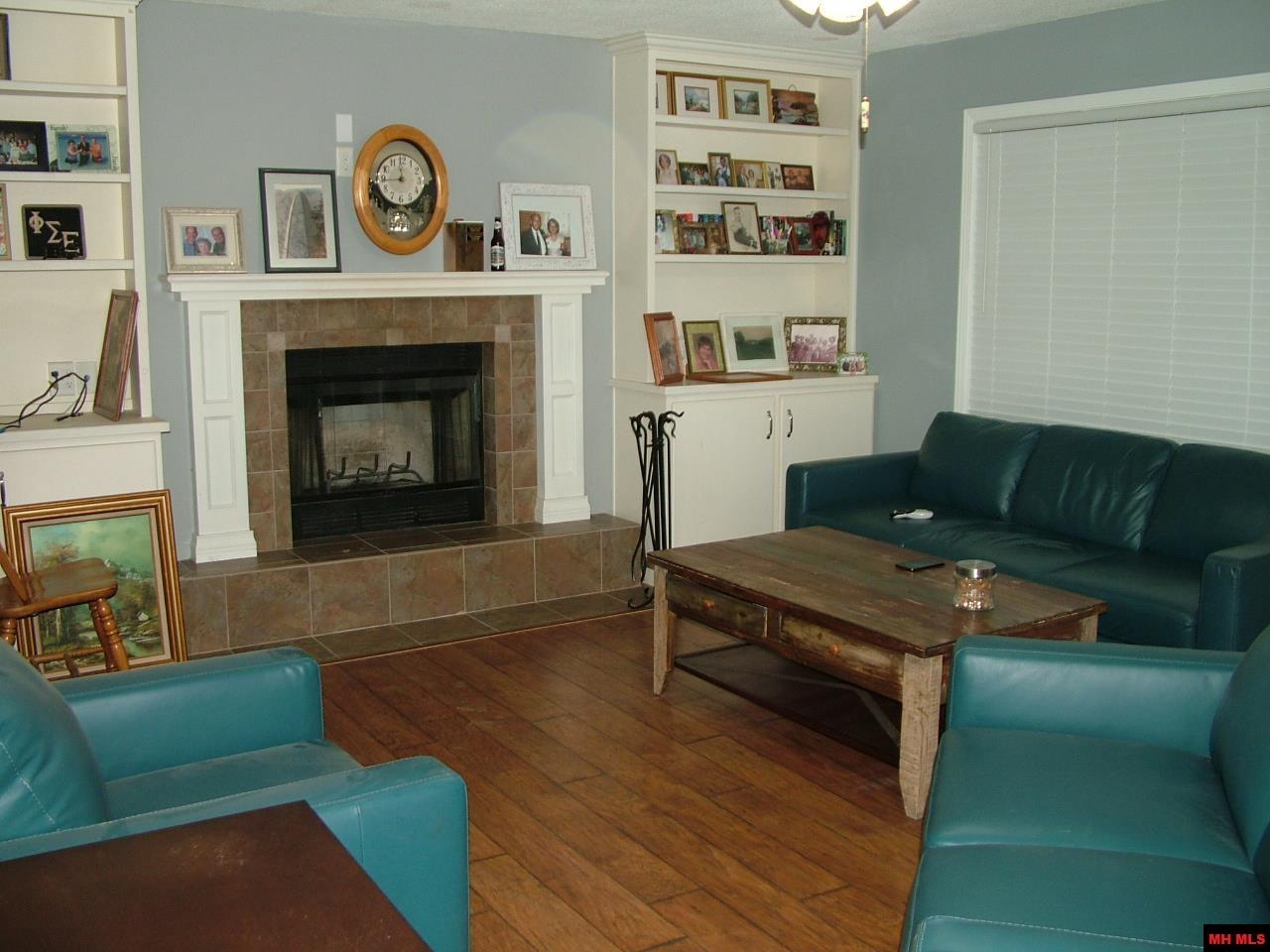 615 LOCUST STREET Mountain Home, AR 72653