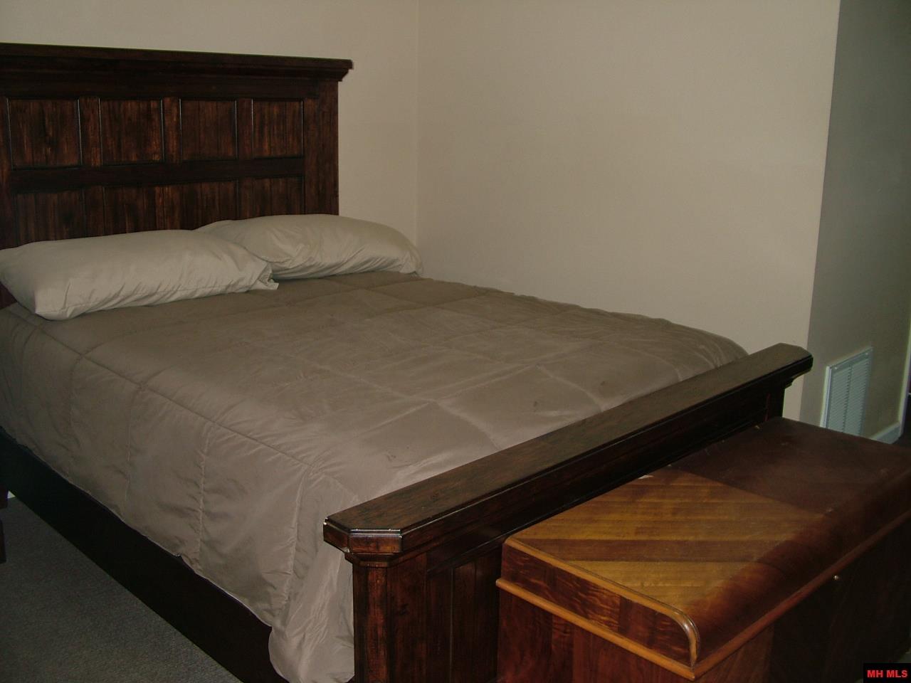 615 LOCUST STREET Mountain Home, AR 72653