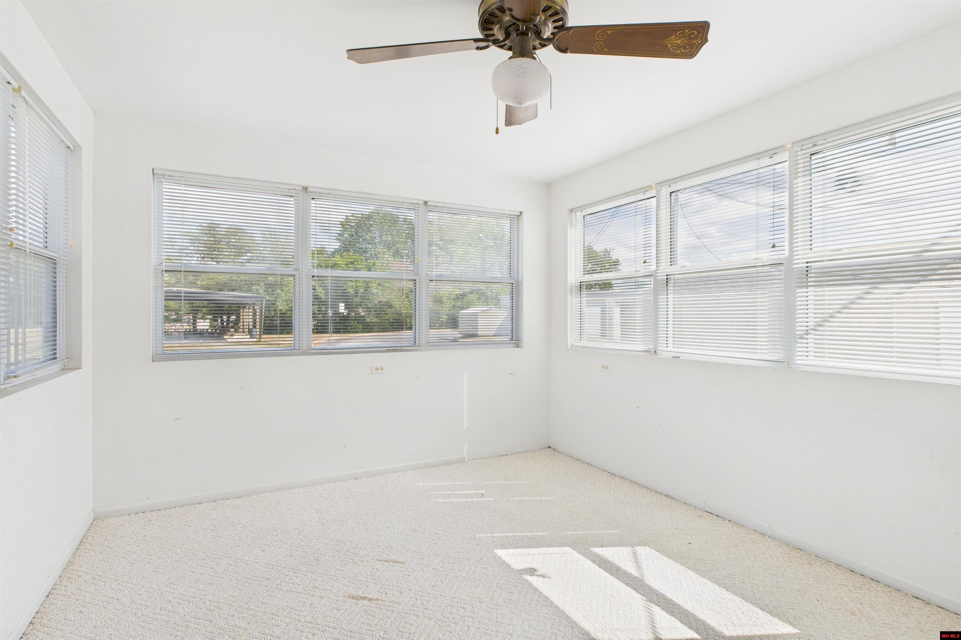 427 HARGRAVE ROAD Mountain Home, AR 72653